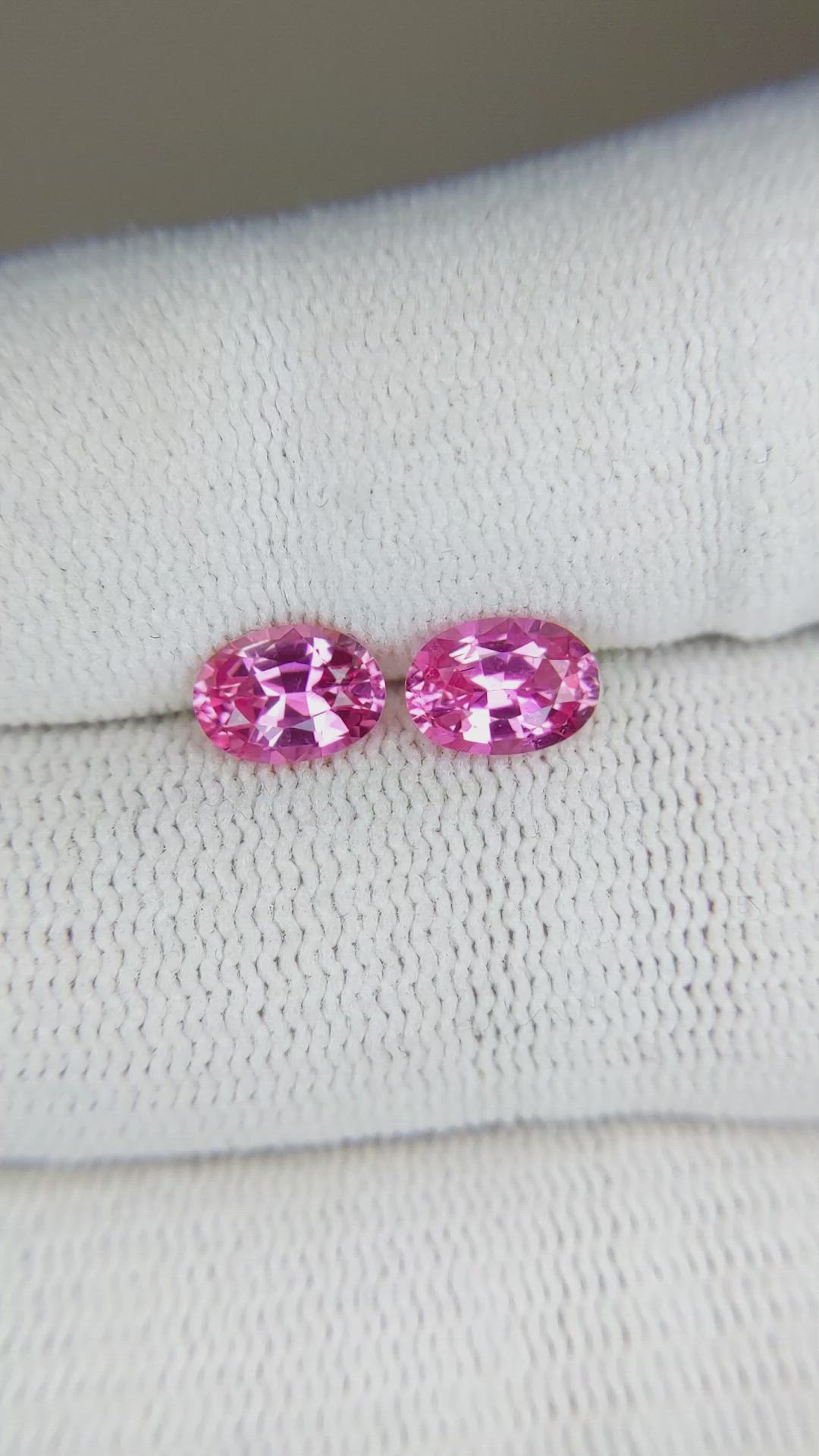 1.97&nbsp;Ct.Tw.Total Carat Weight Pink Sapphire Pair from Ceylon (Sri Lanka) Size Video