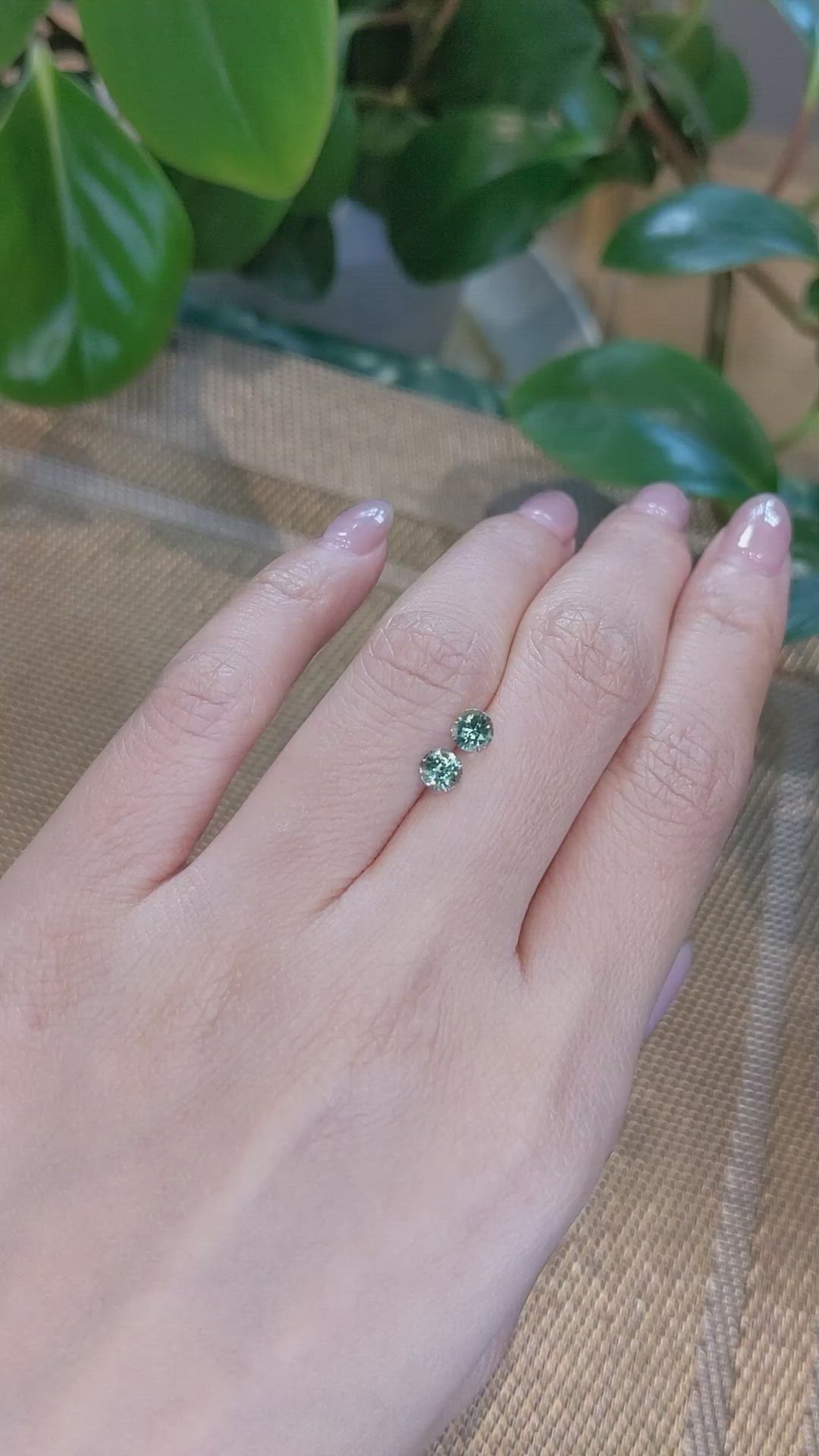 0.90&nbsp;Ct.Tw.Total Carat Weight Yellowish Green Sapphire Pair from Madagascar Size Video