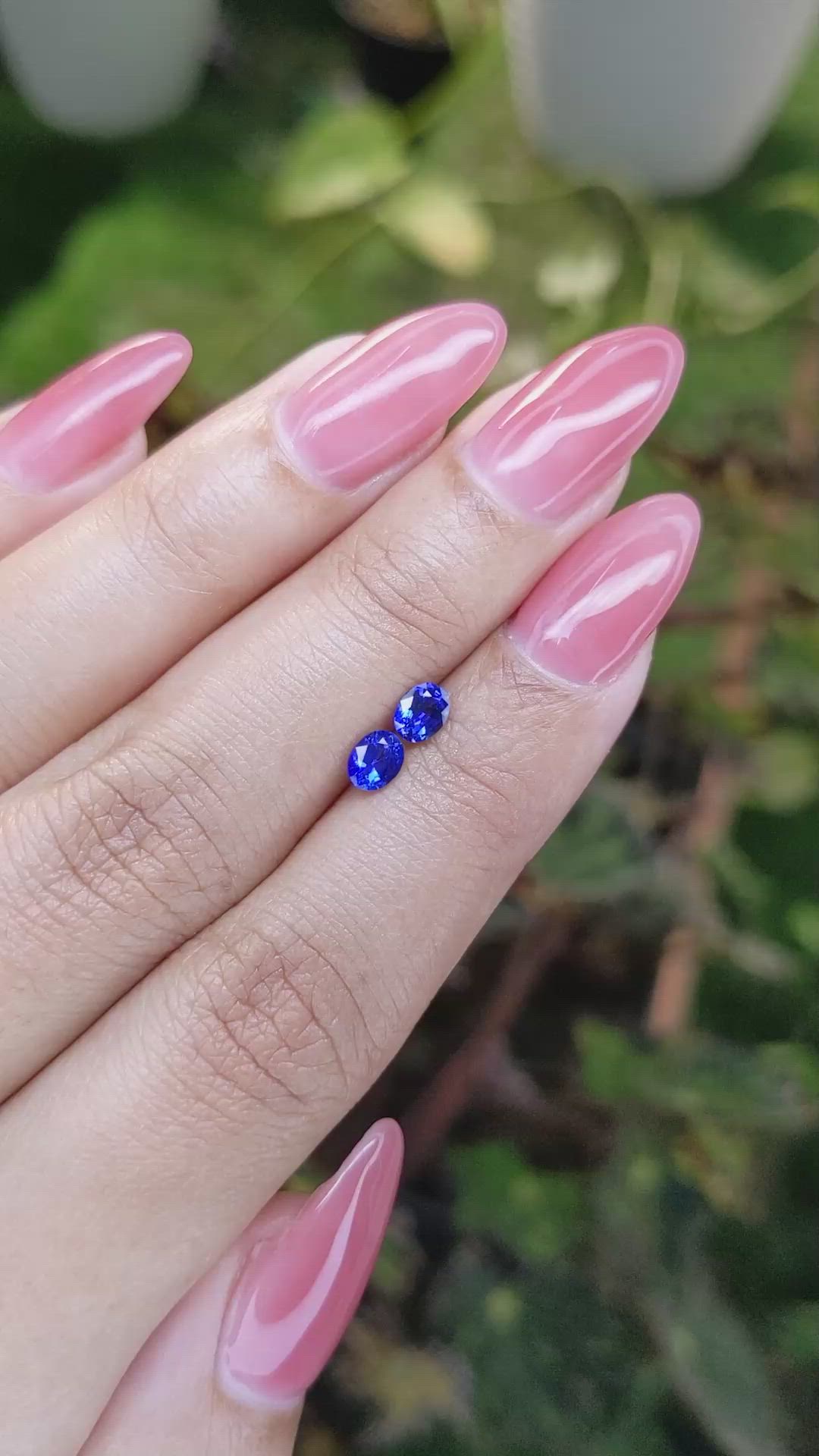 0.68&nbsp;Ct.Tw.Total Carat Weight Blue Sapphire Pair from Ceylon (Sri Lanka) Size Video