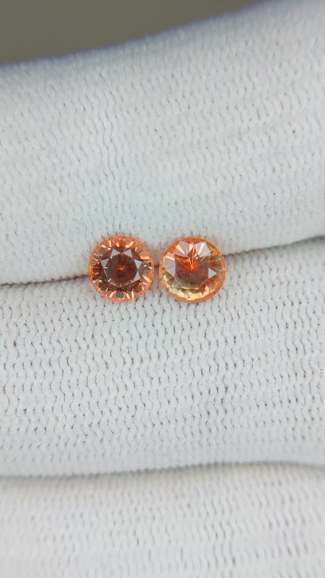 1.42&nbsp;Ct.Tw.Total Carat Weight Bi Color Sapphire Pair from Montana Size Video