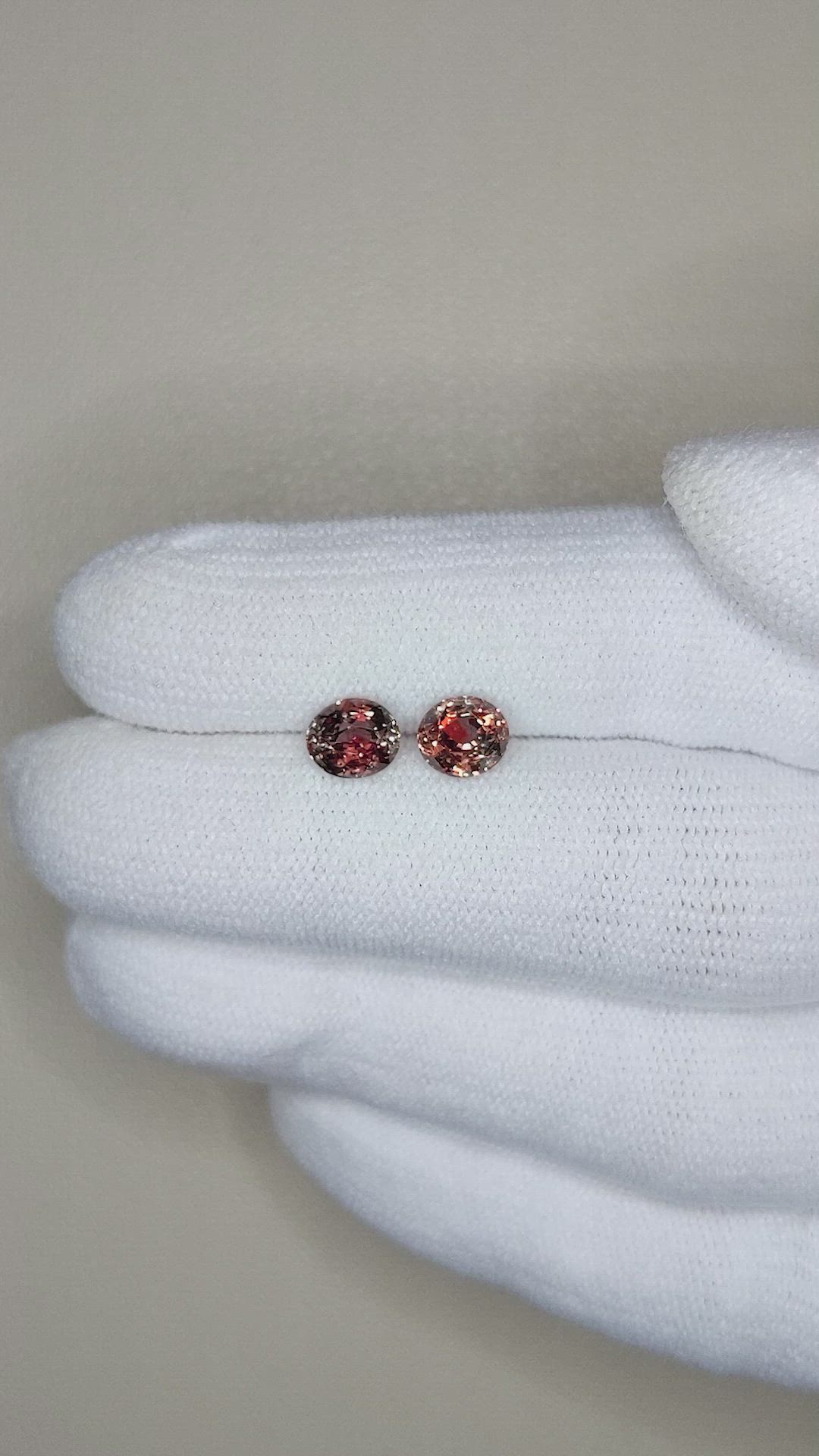 2.12&nbsp;Ct.Tw.Total Carat Weight Bi Color Sapphire Pair from Montana Size Video