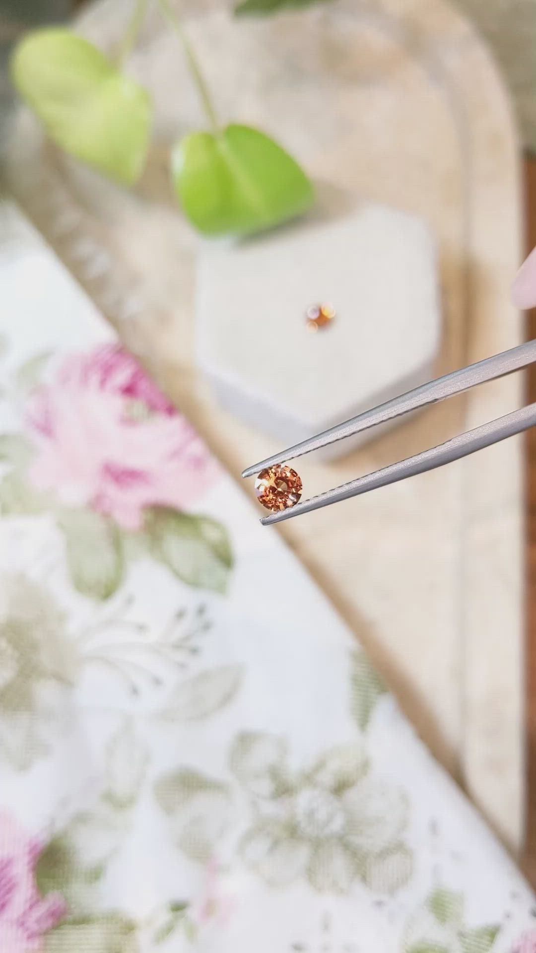 0.89&nbsp;Ct.Tw.Total Carat Weight Orange Sapphire Pair from Montana Size Video