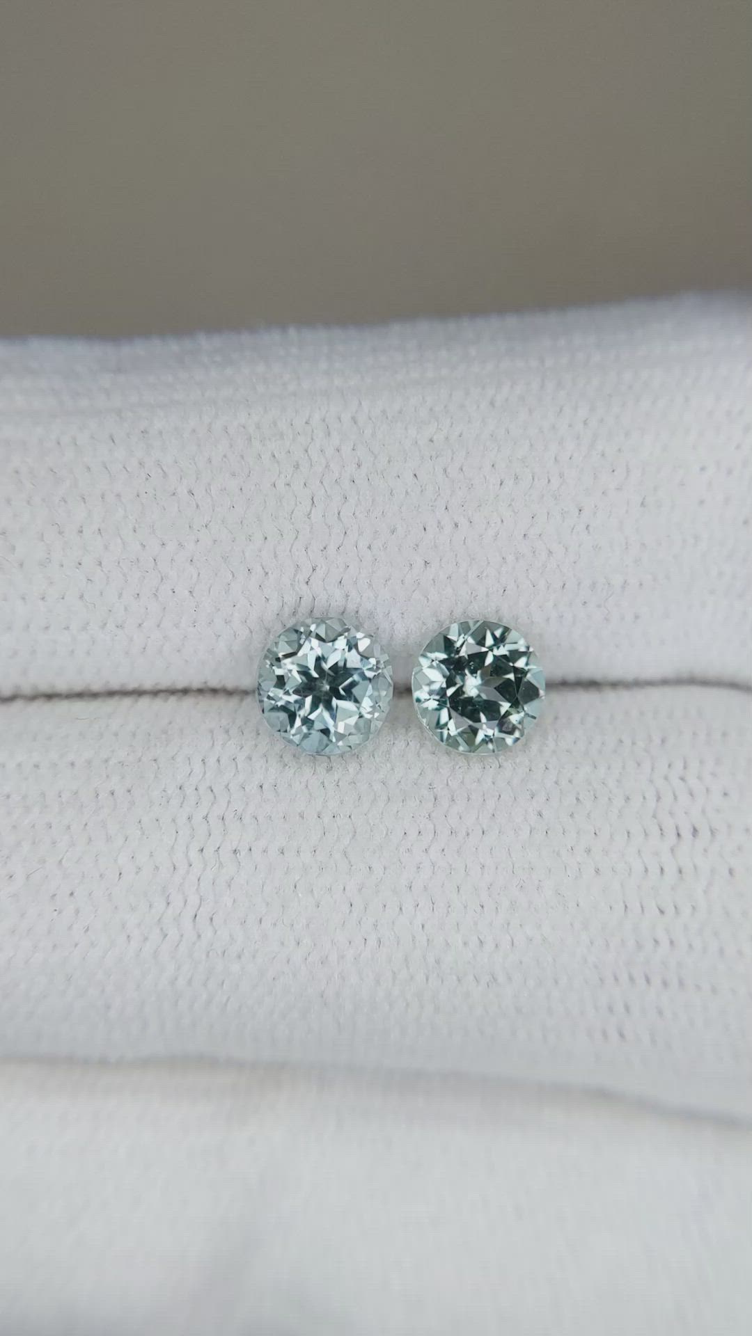 1.61&nbsp;Ct.Tw.Total Carat Weight Bluish Green Sapphire Pair from Montana Size Video