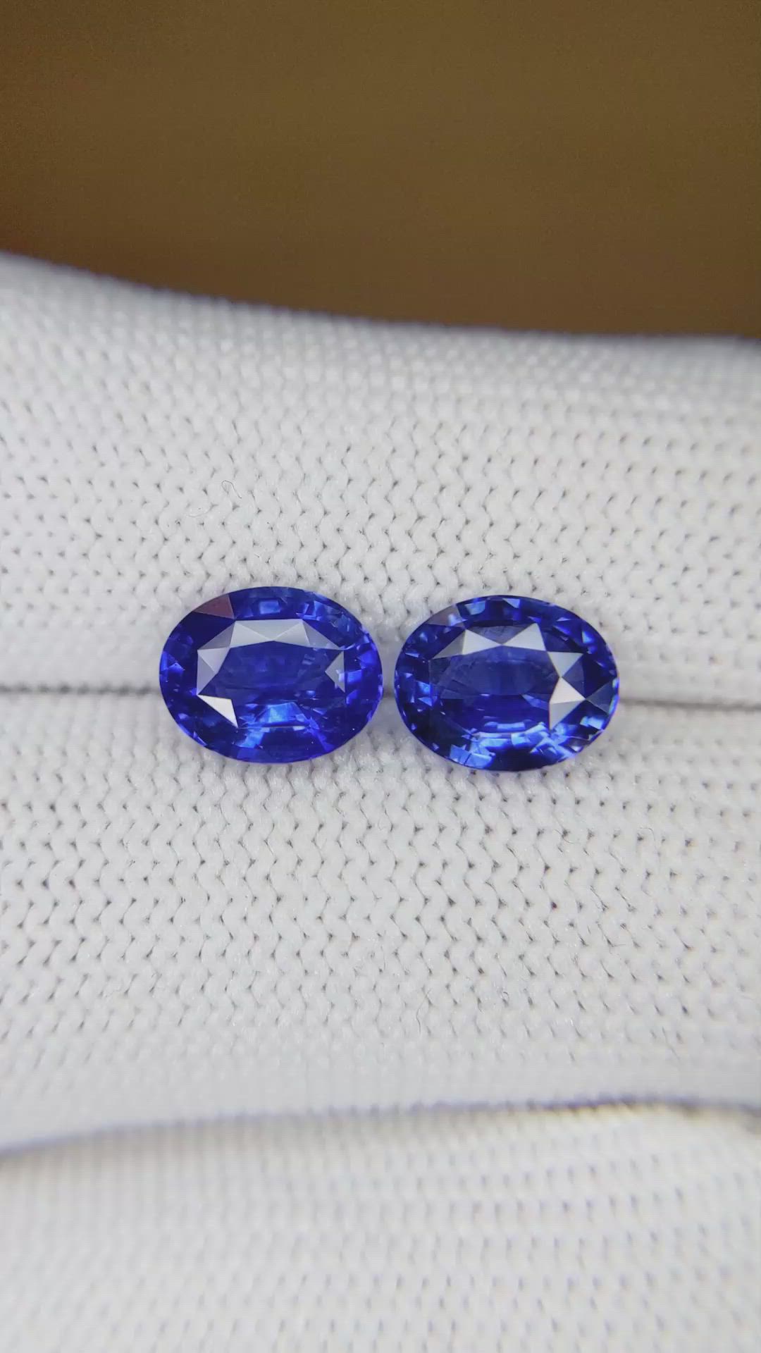 4.11 Ct.Tw.Total Carat Weight Blue Sapphire Pair from Ceylon (Sri Lanka) Size Video