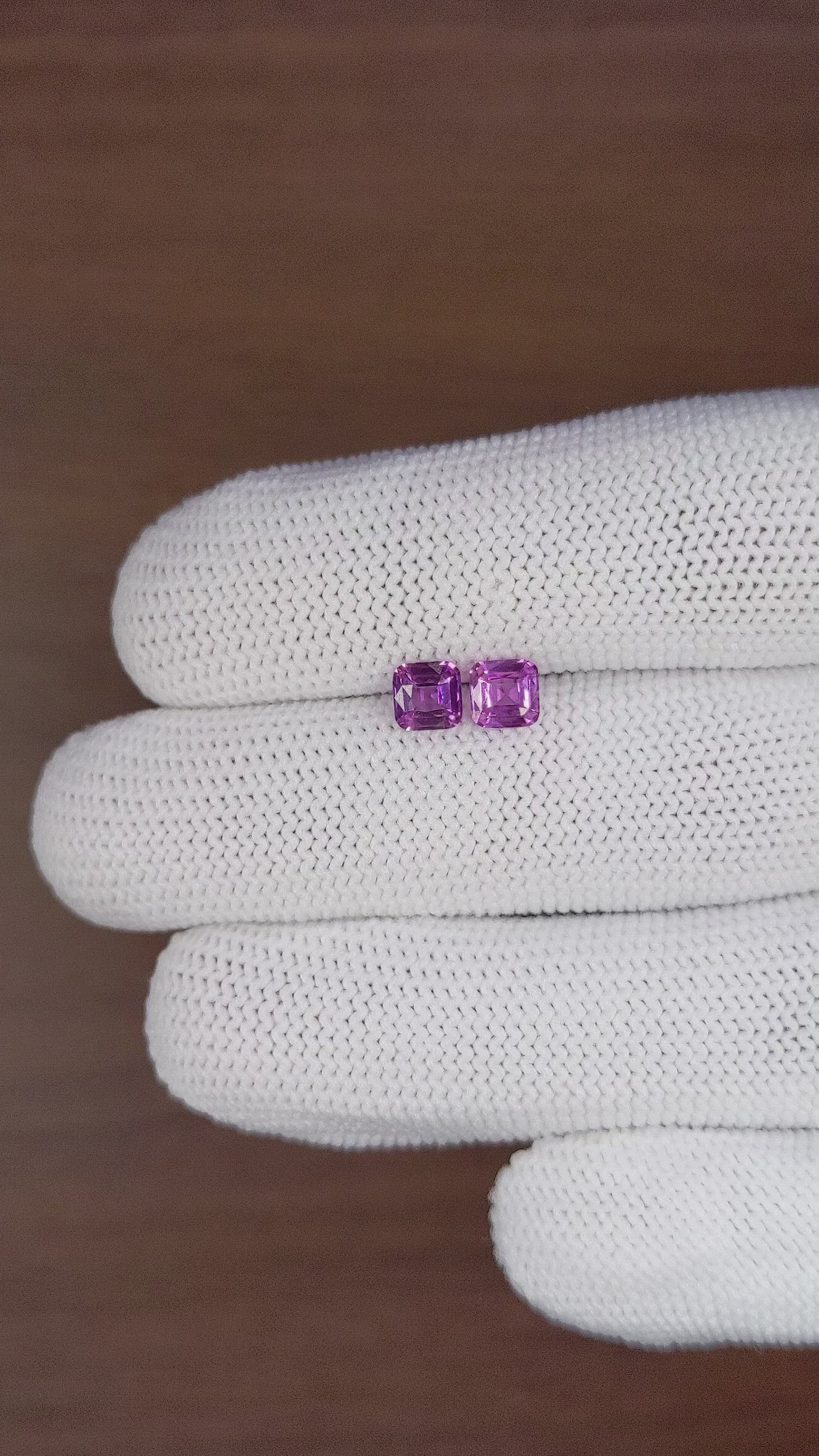 1.20&nbsp;Ct.Tw.Total Carat Weight Pinkish Purple Sapphire Pair from Africa Size Video