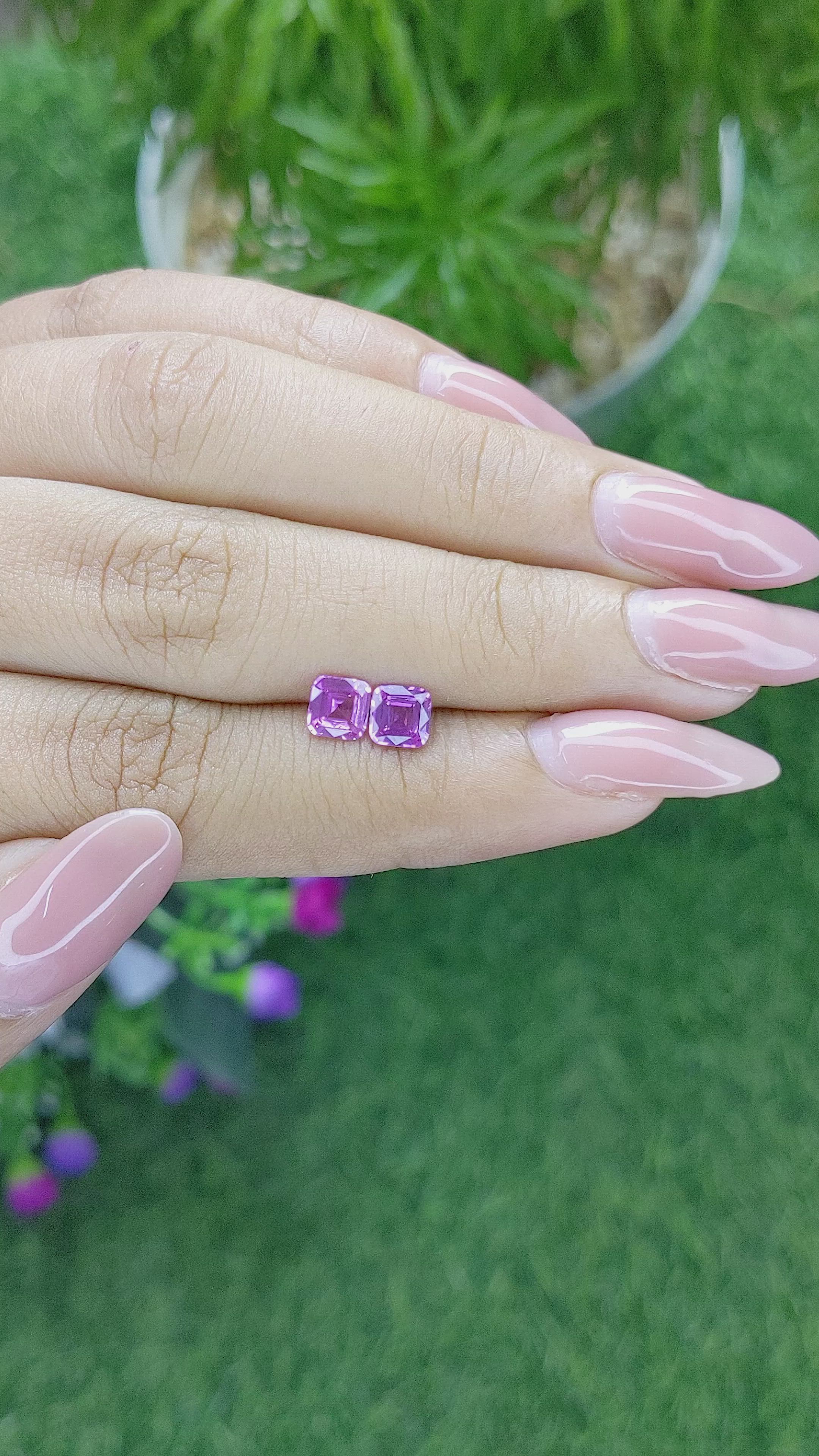 1.20&nbsp;Ct.Tw.Total Carat Weight Pinkish Purple Sapphire Pair from Africa Size Video
