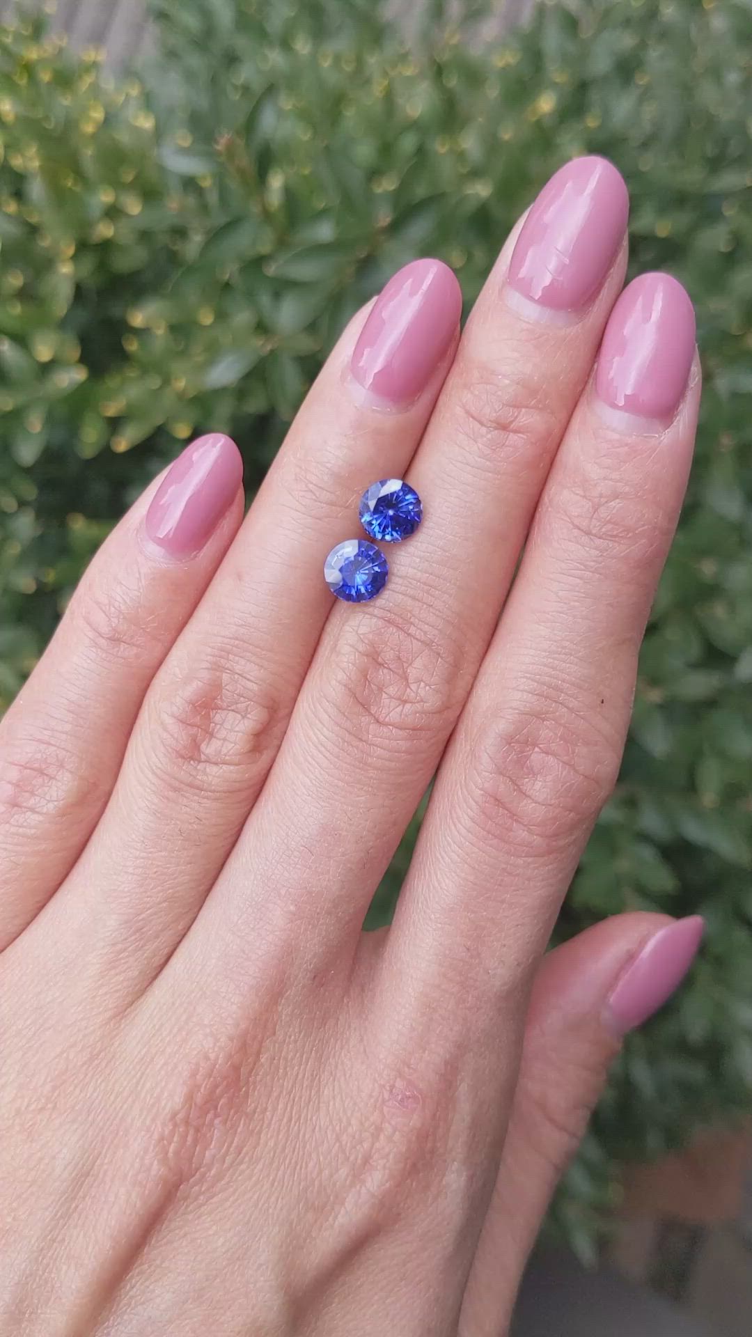 3.01&nbsp;Ct.Tw.Total Carat Weight Blue Sapphire Pair from Ceylon (Sri Lanka) Size Video