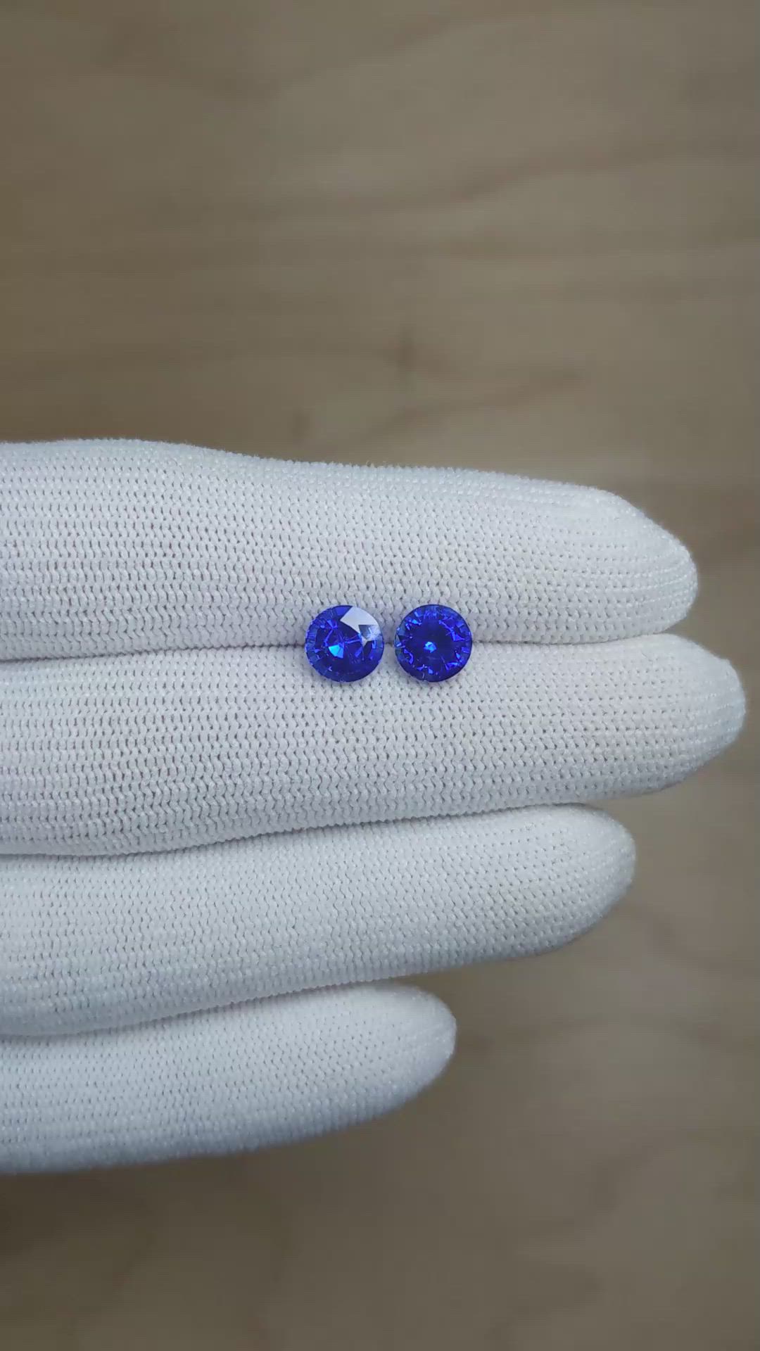 3.01&nbsp;Ct.Tw.Total Carat Weight Blue Sapphire Pair from Ceylon (Sri Lanka) Size Video