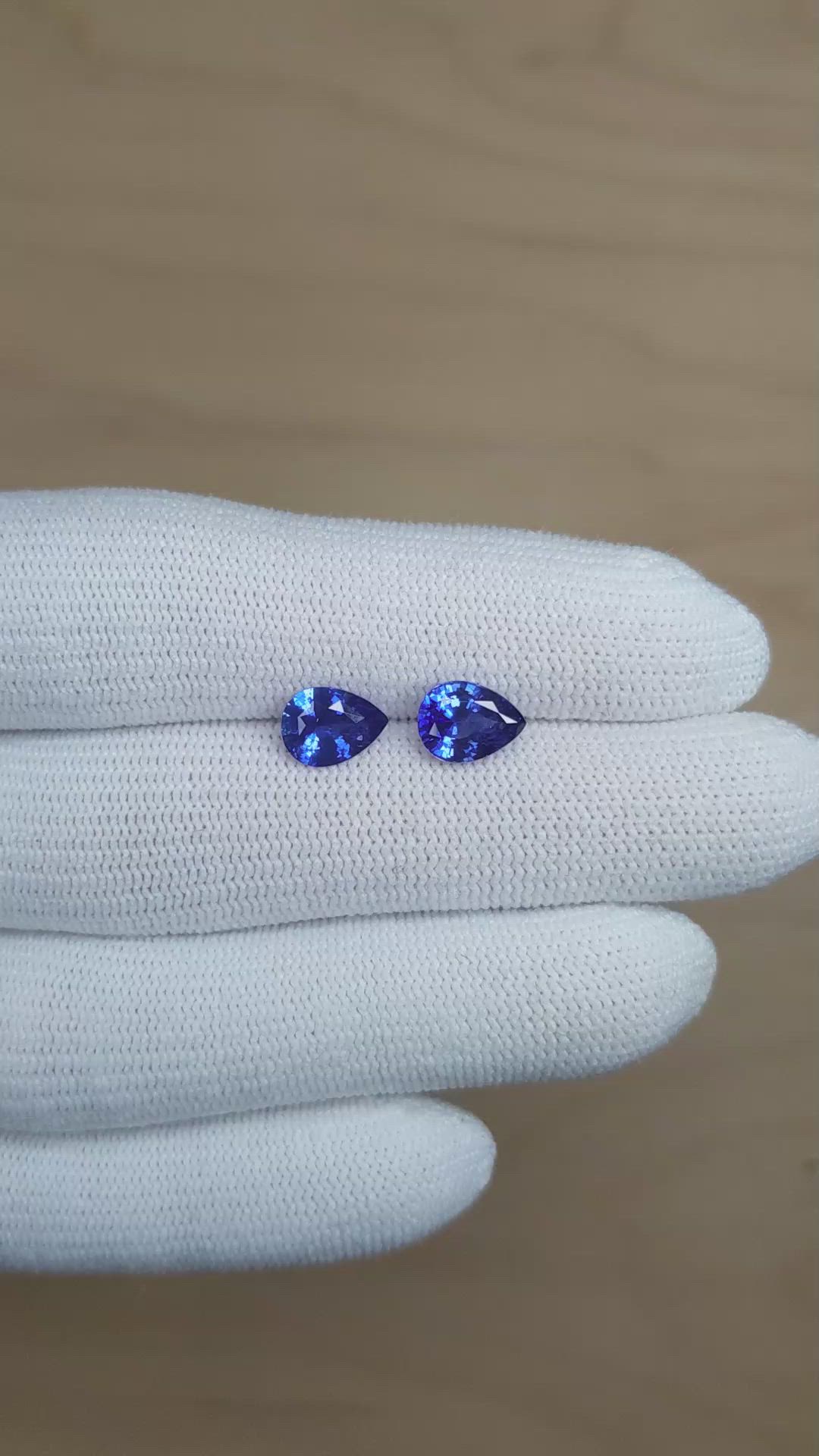 2.92&nbsp;Ct.Tw.Total Carat Weight Blue Sapphire Pair from Ceylon (Sri Lanka) Size Video