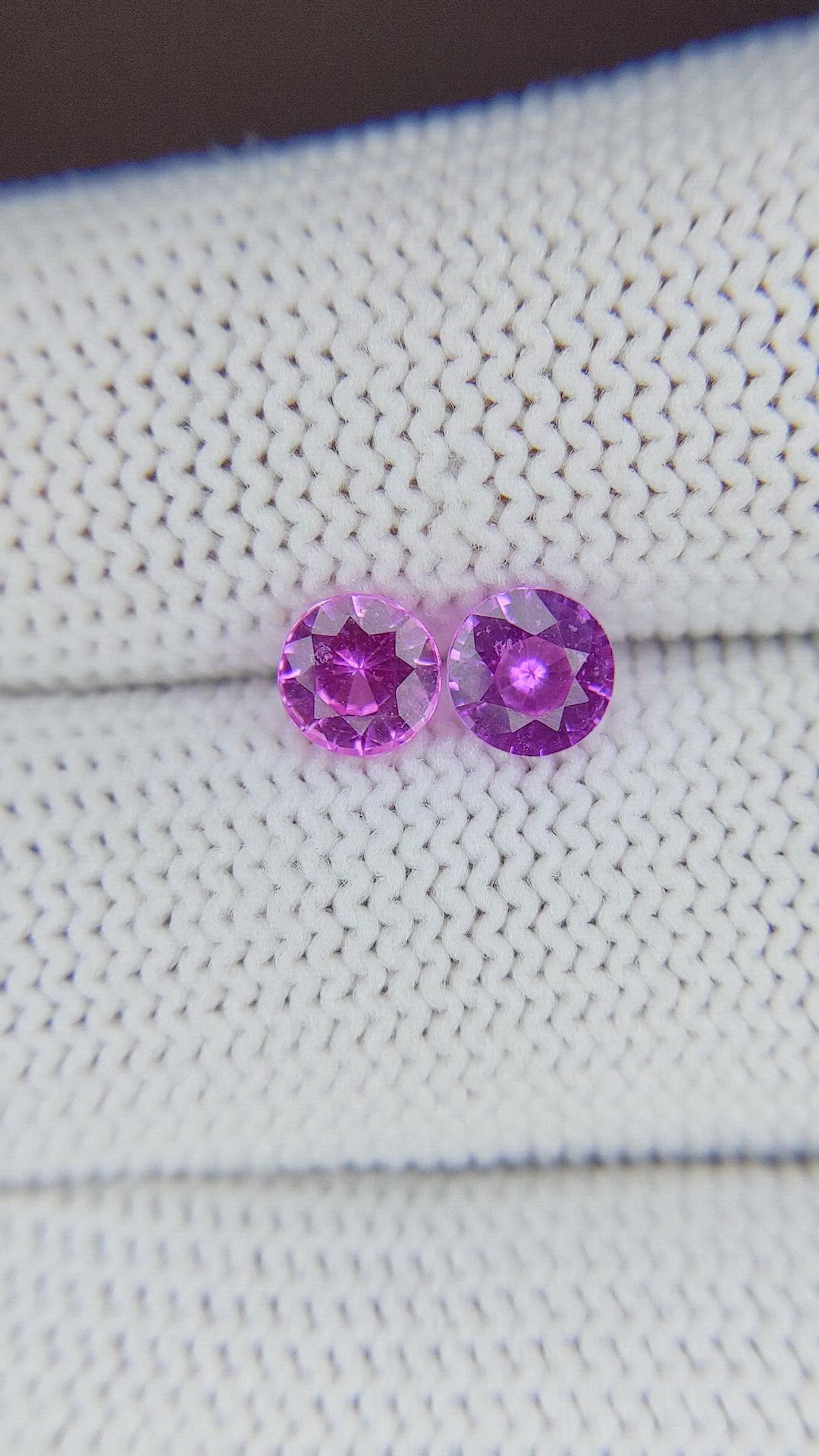 1.43&nbsp;Ct.Tw.Total Carat Weight Pink Sapphire Pair from Ceylon (Sri Lanka) Size Video