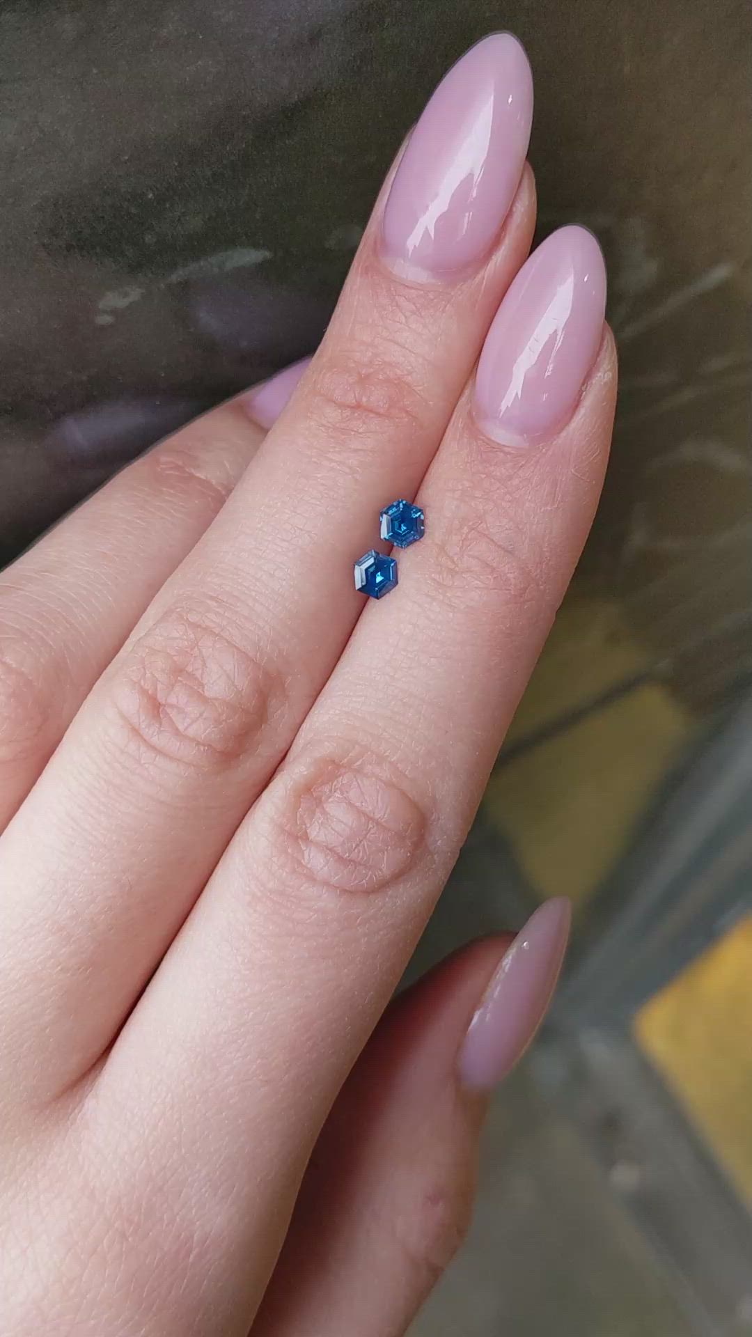 0.69&nbsp;Ct.Tw.Total Carat Weight Blue Sapphire Pair from Africa Size Video