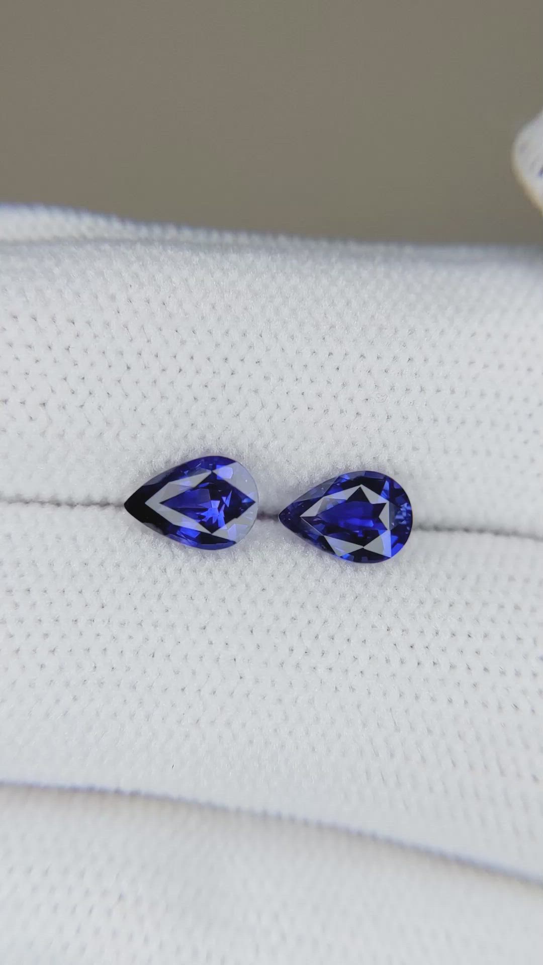 1.45&nbsp;Ct.Tw.Total Carat Weight Purplish Blue Sapphire Pair from Ceylon (Sri Lanka) Size Video