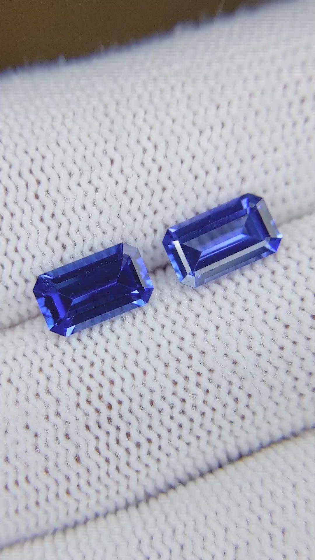 2.99 Ct.Tw.Total Carat Weight Blue Sapphire Pair from Ceylon (Sri Lanka) Size Video