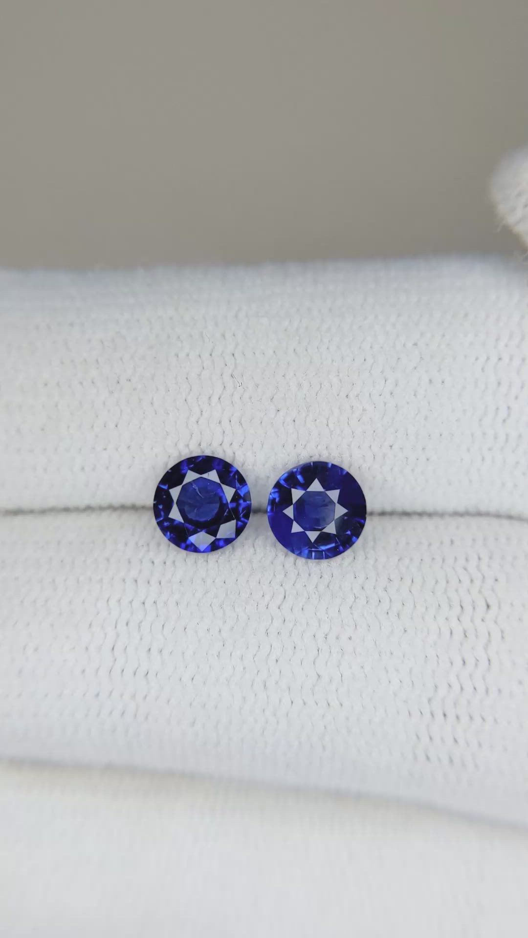 1.46 Ct.Tw.Total Carat Weight Blue Sapphire Pair from Ceylon (Sri Lanka) Size Video