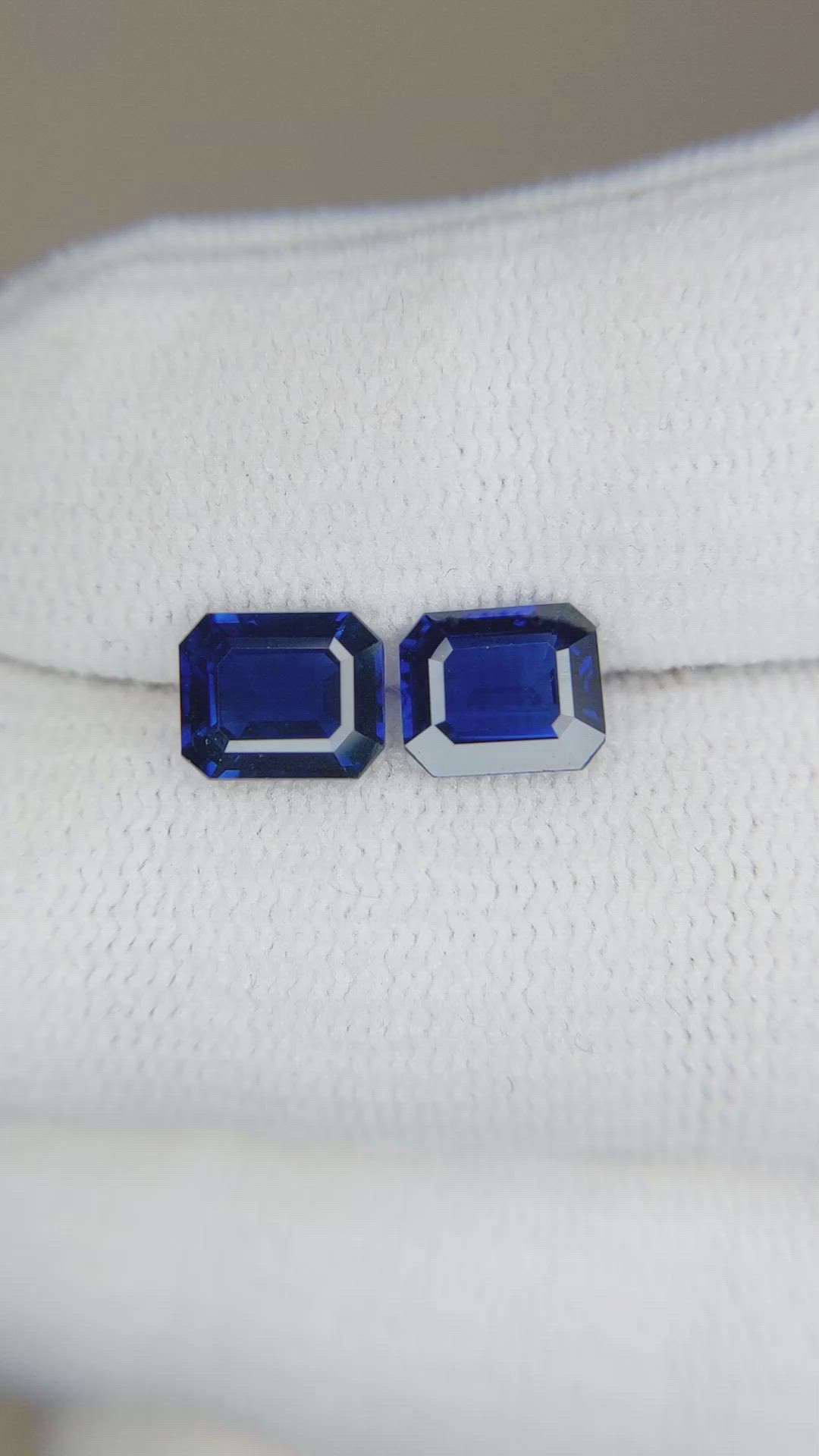 2.99 Ct.Tw.Total Carat Weight Blue Sapphire Pair from Ceylon (Sri Lanka) Size Video