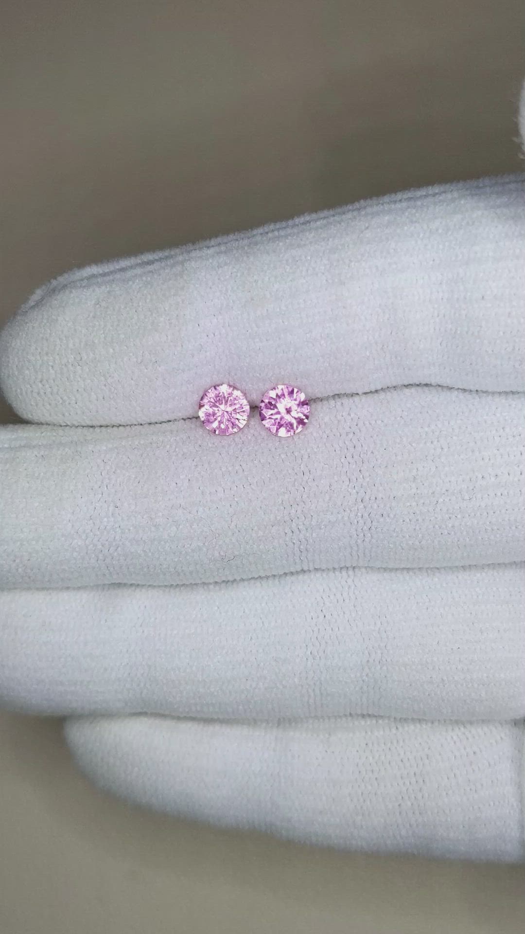 1.12&nbsp;Ct.Tw.Total Carat Weight Pink Sapphire Pair from Ceylon (Sri Lanka) Size Video