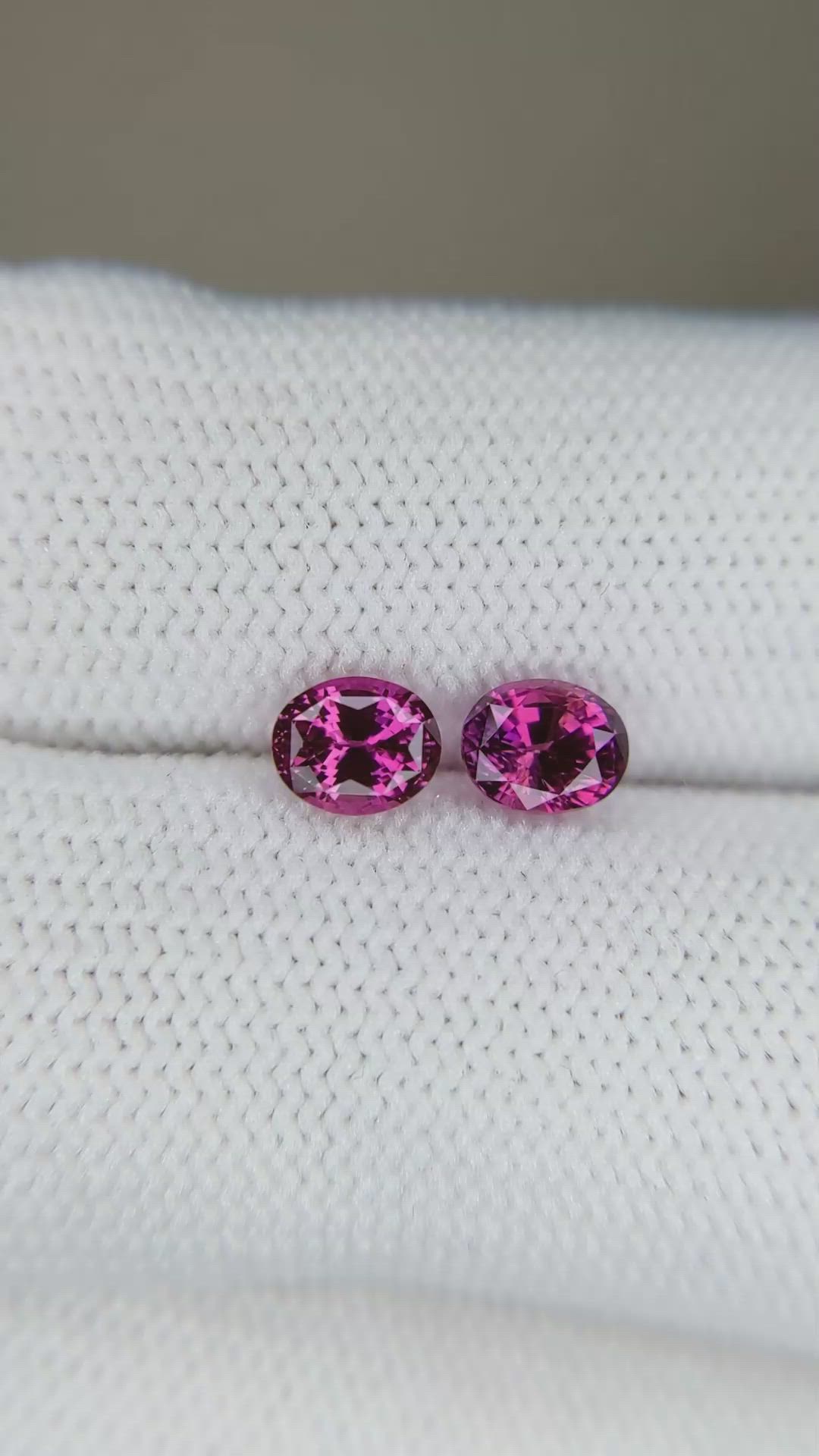 1.16 Ct.Tw.Total Carat Weight Pinkish Purple Sapphire Pair from Ceylon (Sri Lanka) Size Video