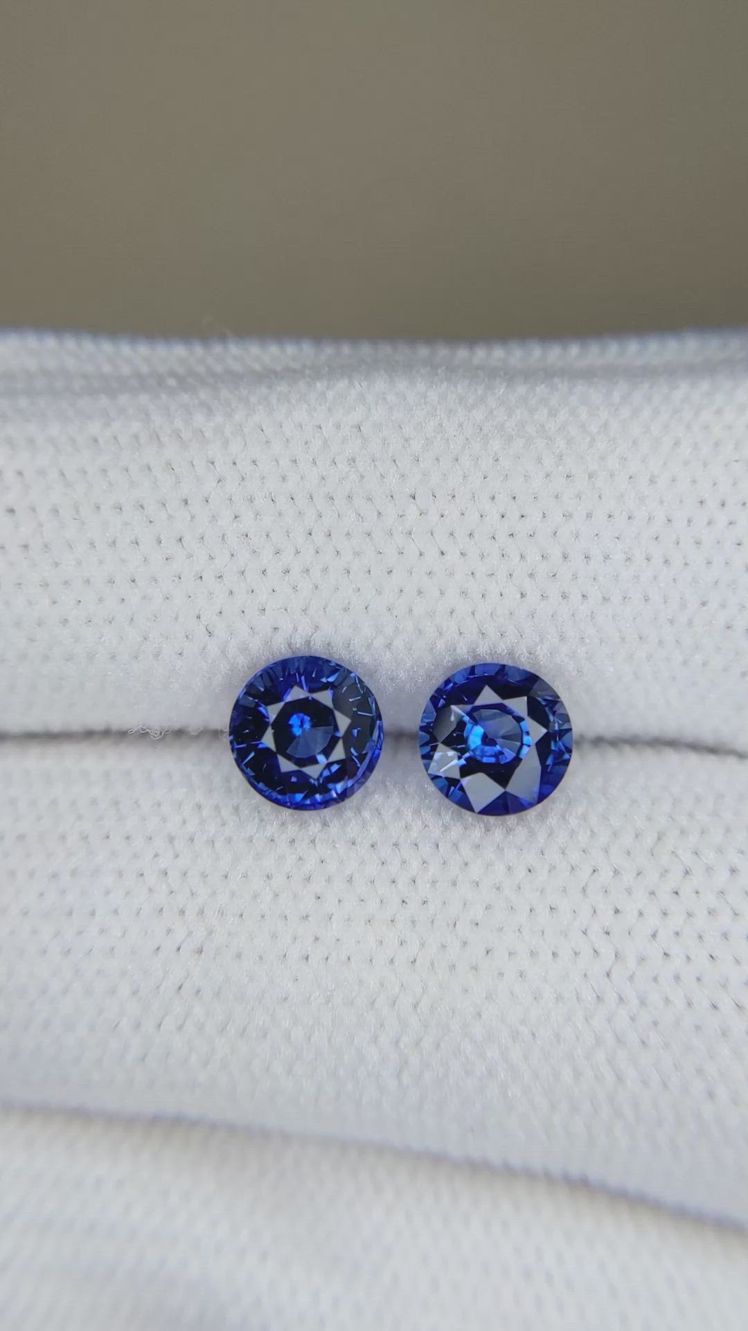 2.29 Ct.Tw.Total Carat Weight Blue Sapphire Pair from Ceylon (Sri Lanka) Size Video