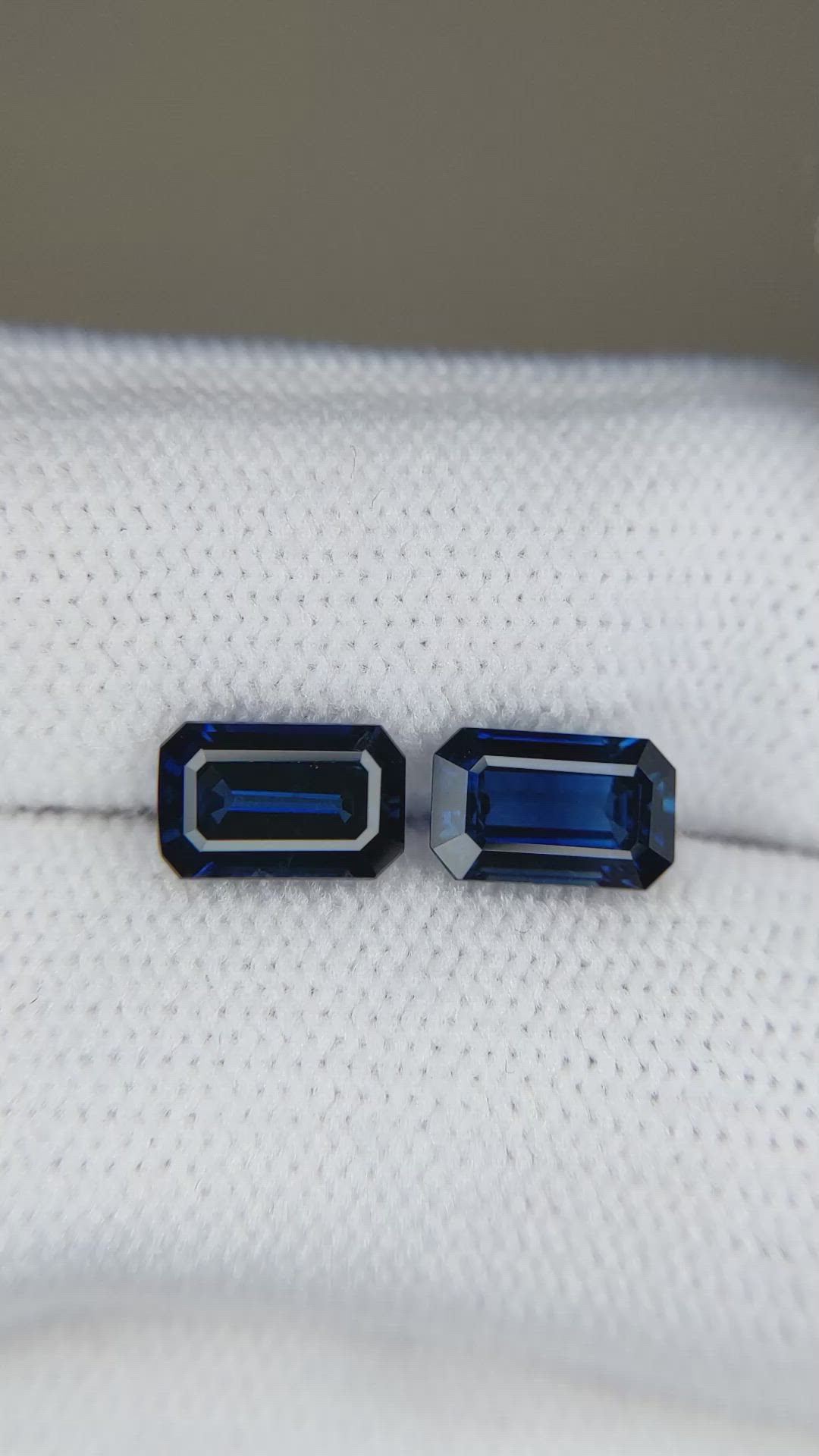 3.13 Ct.Tw.Total Carat Weight Blue Sapphire Pair from Ceylon (Sri Lanka) Size Video