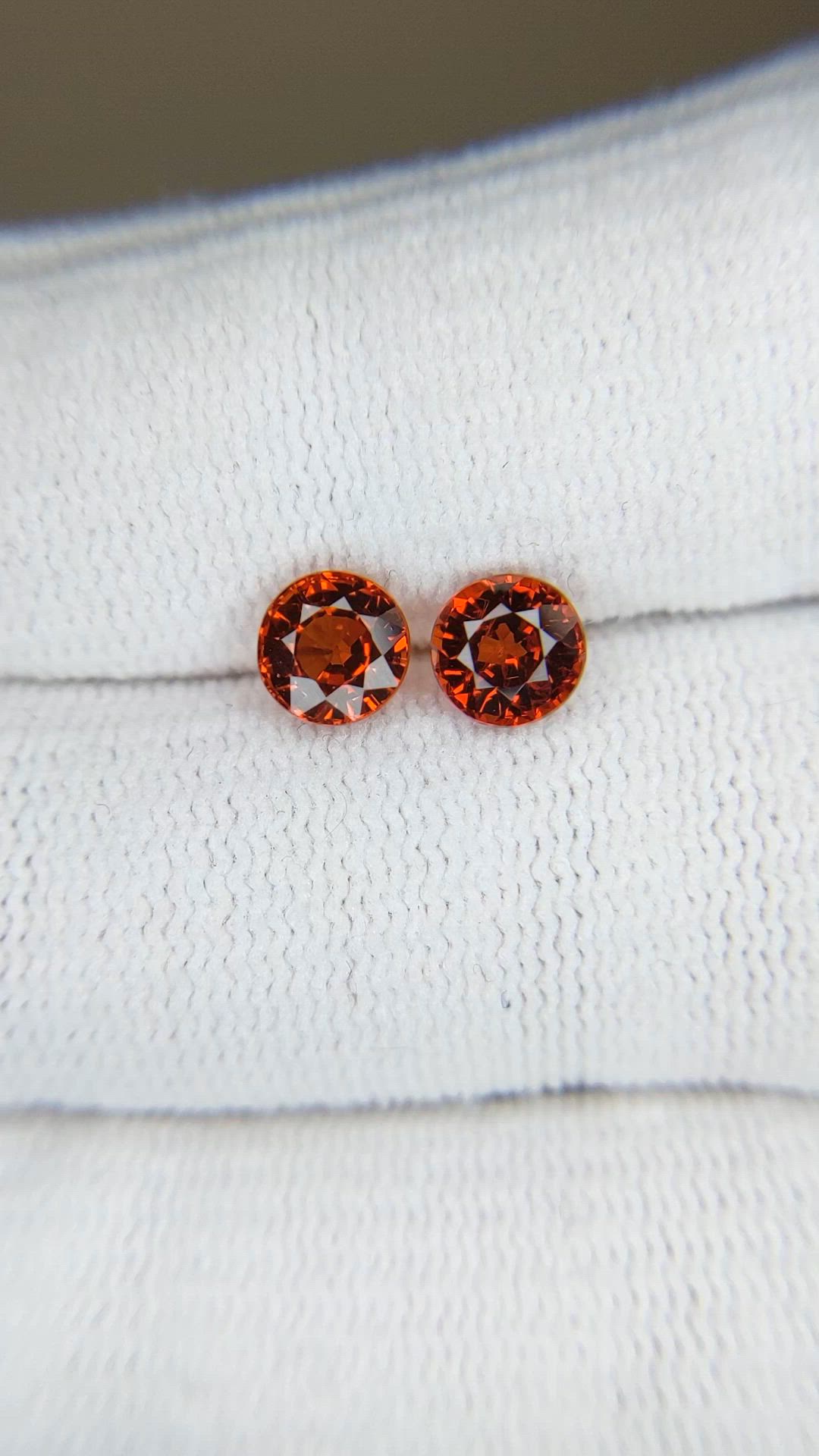 2.15 Ct.Tw.Total Carat Weight Orange Sapphire Pair from Ceylon (Sri Lanka) Size Video