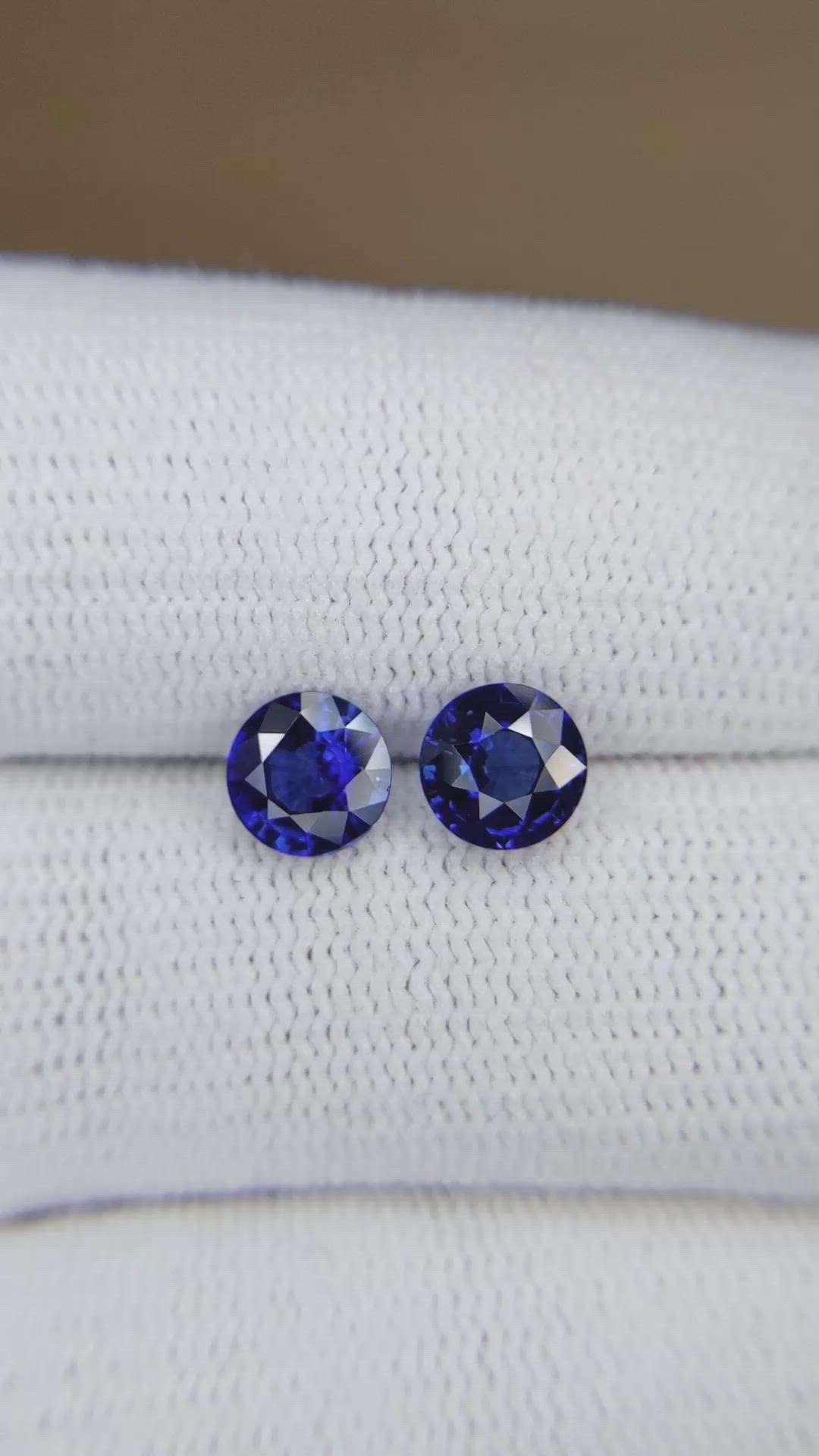 2.18 Ct.Tw.Total Carat Weight Blue Sapphire Pair from Ceylon (Sri Lanka) Size Video