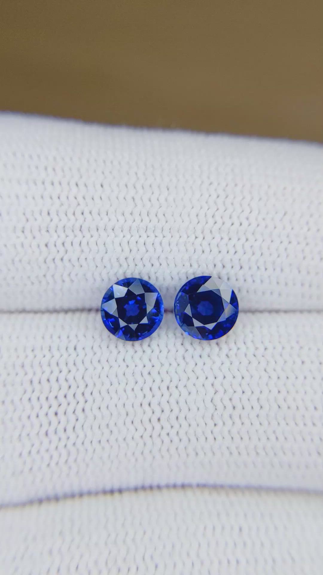 2.29 Ct.Tw.Total Carat Weight Blue Sapphire Pair from Ceylon (Sri Lanka) Size Video