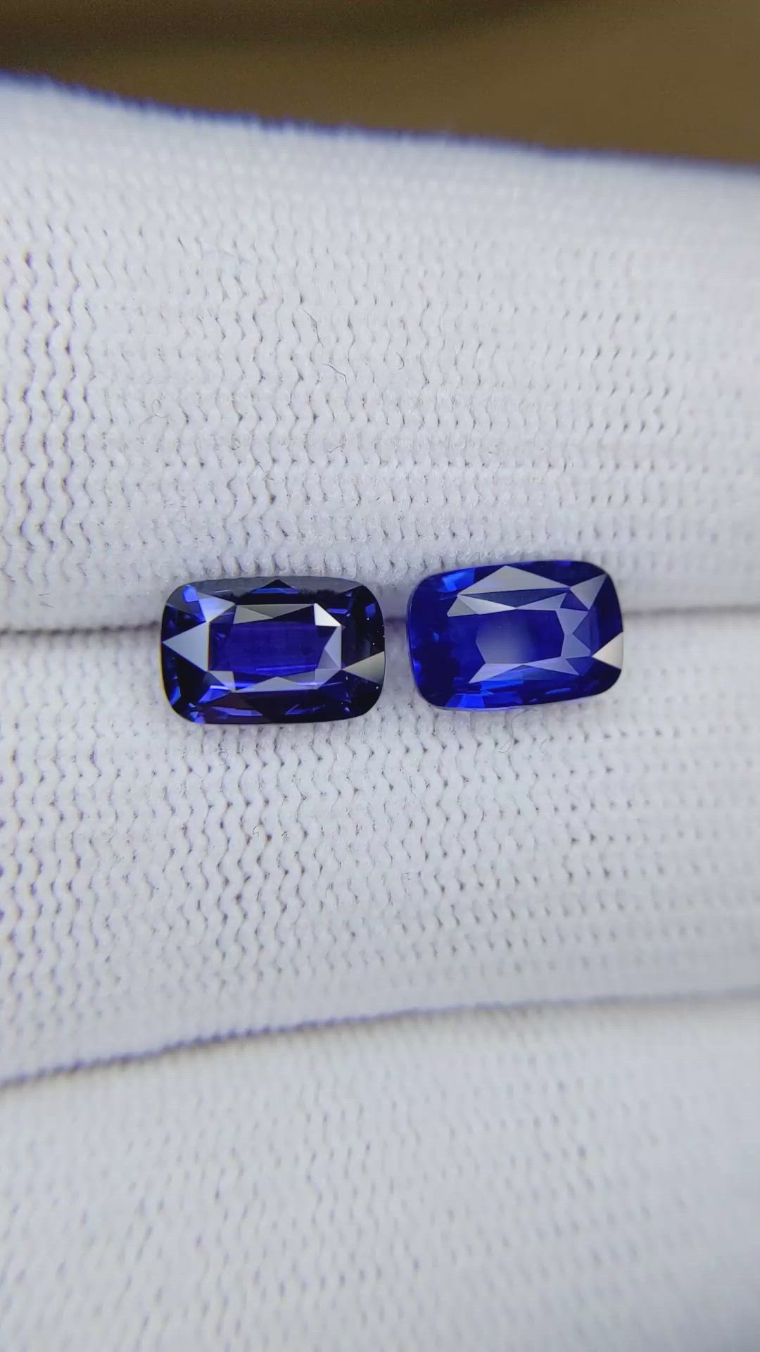 3.70 Ct.Tw.Total Carat Weight Blue Sapphire Pair from Ceylon (Sri Lanka) Size Video