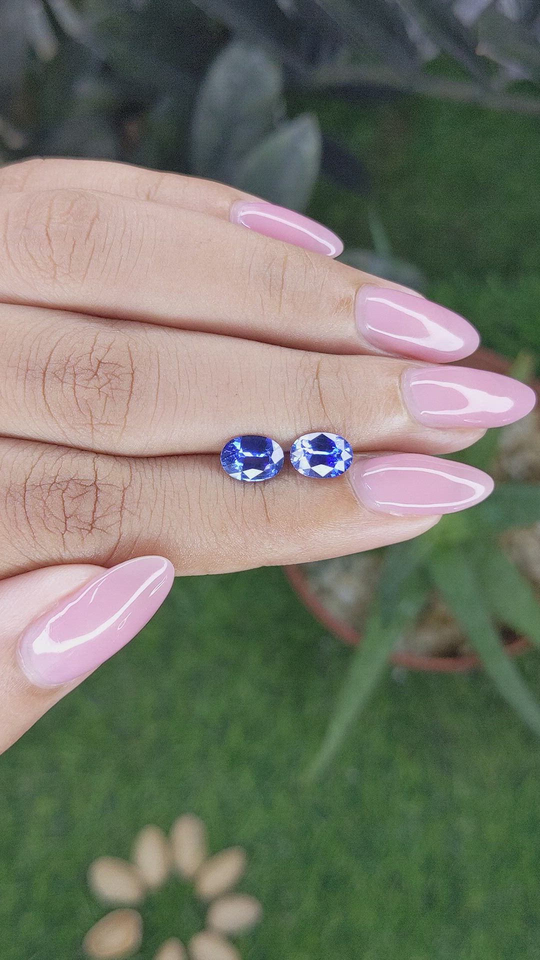 2.29&nbsp;Ct.Tw.Total Carat Weight Blue Sapphire Pair from Ceylon (Sri Lanka) Size Video