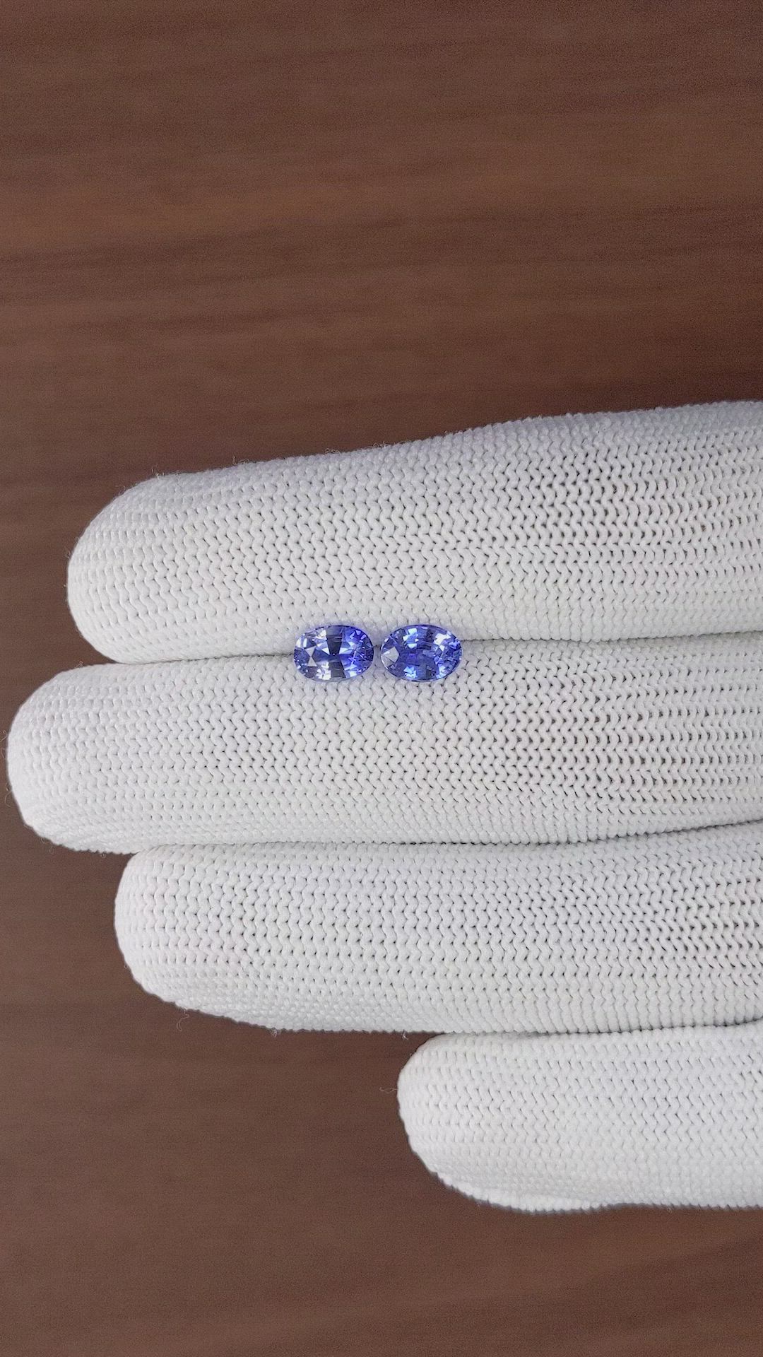 1.95&nbsp;Ct.Tw.Total Carat Weight Blue Sapphire Pair from Ceylon (Sri Lanka) Size Video