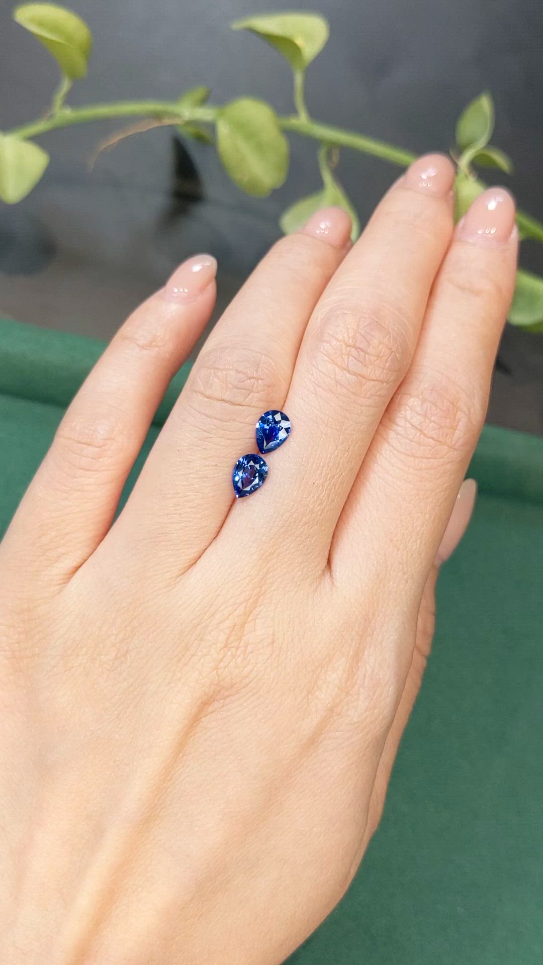 1.54&nbsp;Ct.Tw.Total Carat Weight Blue Sapphire Pair from Ceylon (Sri Lanka) Size Video