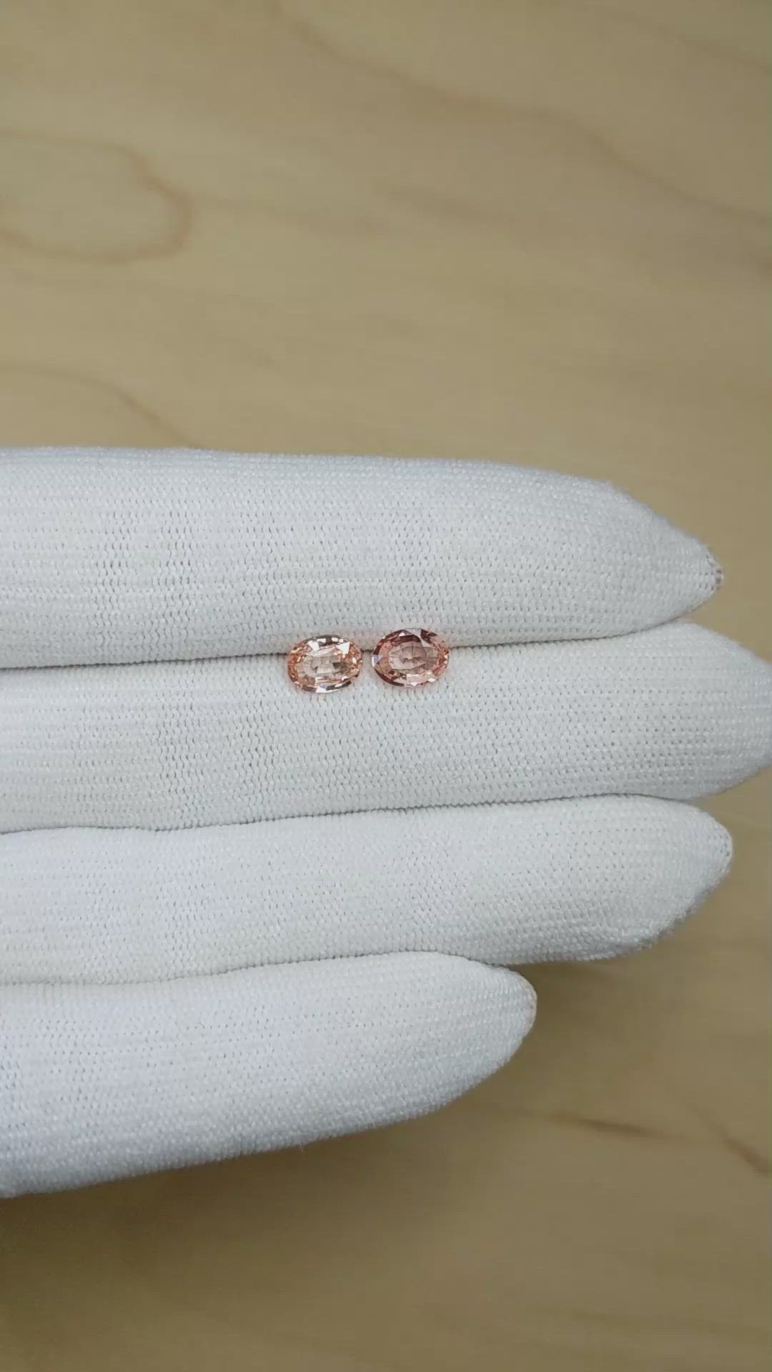 2.02&nbsp;Ct.Tw.Total Carat Weight Padparadscha Sapphire Pair from Ceylon (Sri Lanka) Size Video