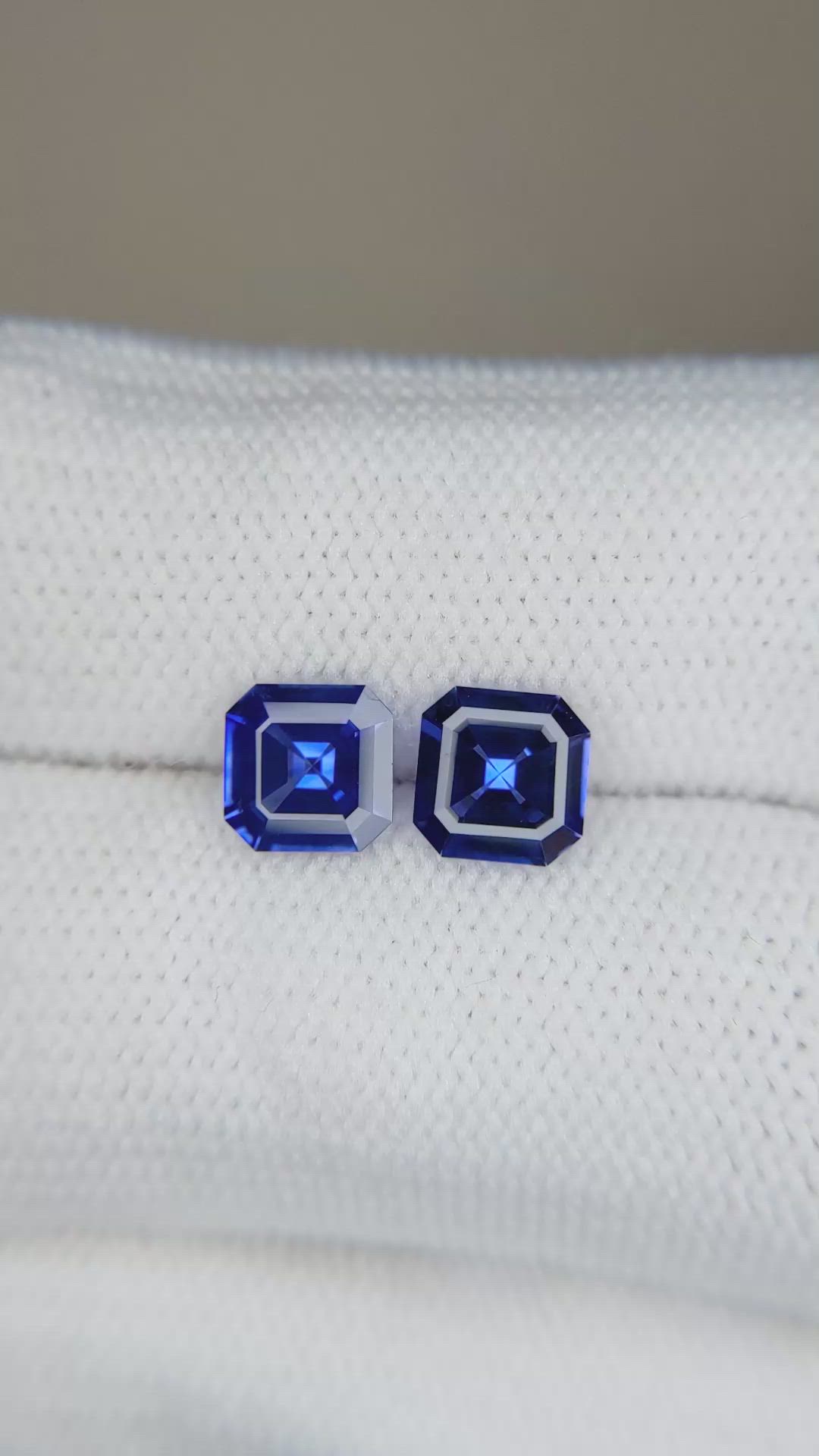2.08&nbsp;Ct.Tw.Total Carat Weight Blue Sapphire Pair from Ceylon (Sri Lanka) Size Video