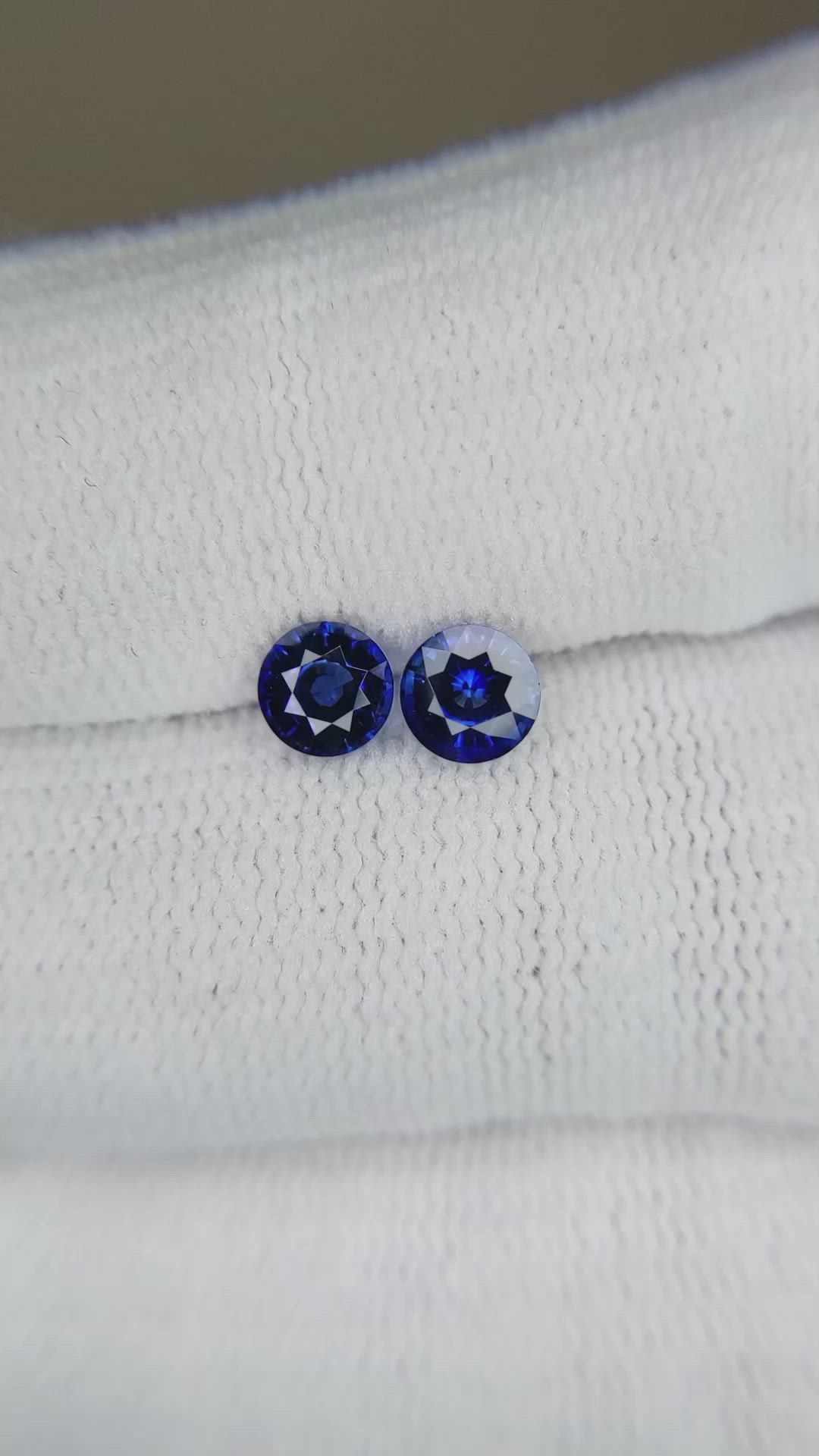 1.47 Ct.Tw.Total Carat Weight Blue Sapphire Pair from Ceylon (Sri Lanka) Size Video