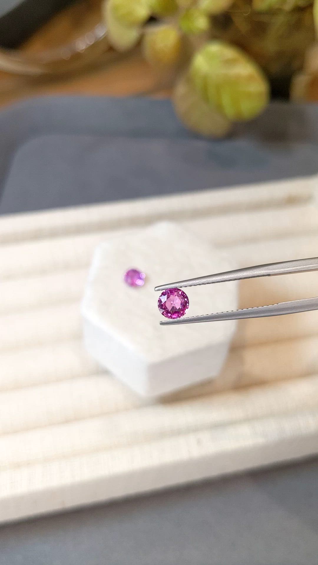 1.59&nbsp;Ct.Tw.Total Carat Weight Pink Sapphire Pair from Ceylon (Sri Lanka) Size Video