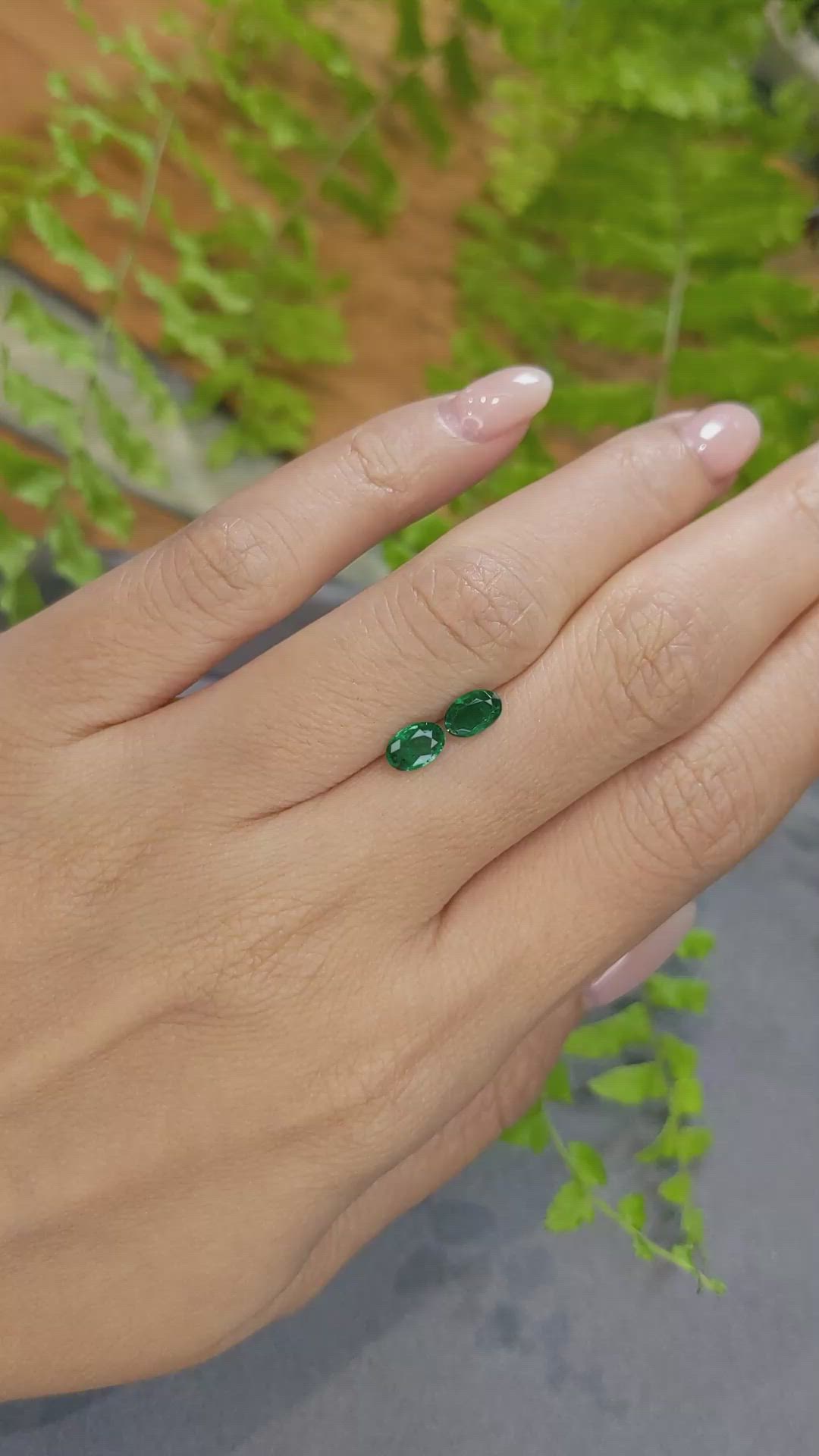 0.82 Ct.Tw.Total Carat Weight Green Sapphire Pair from Ceylon (Sri Lanka) Size Video