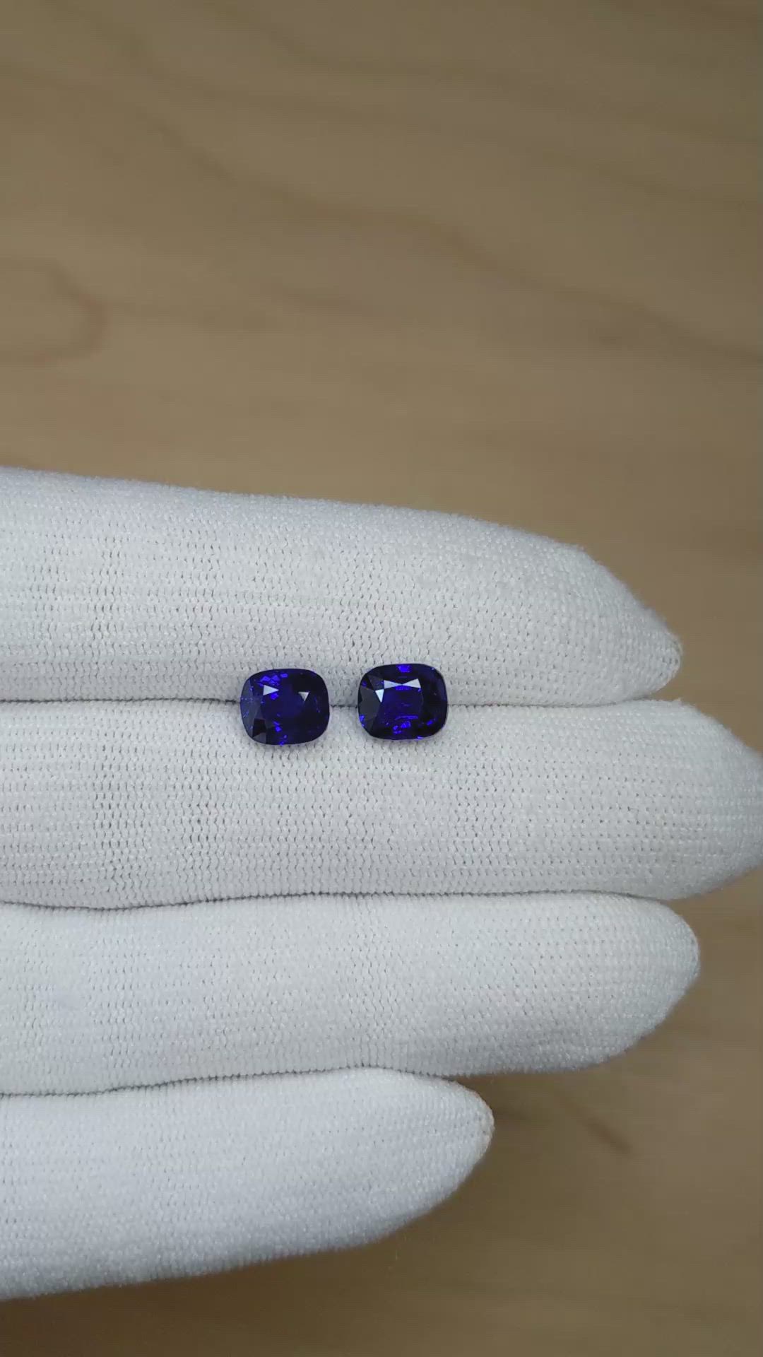 5.02&nbsp;Ct.Tw.Total Carat Weight Blue Sapphire Pair from Ceylon (Sri Lanka) Size Video