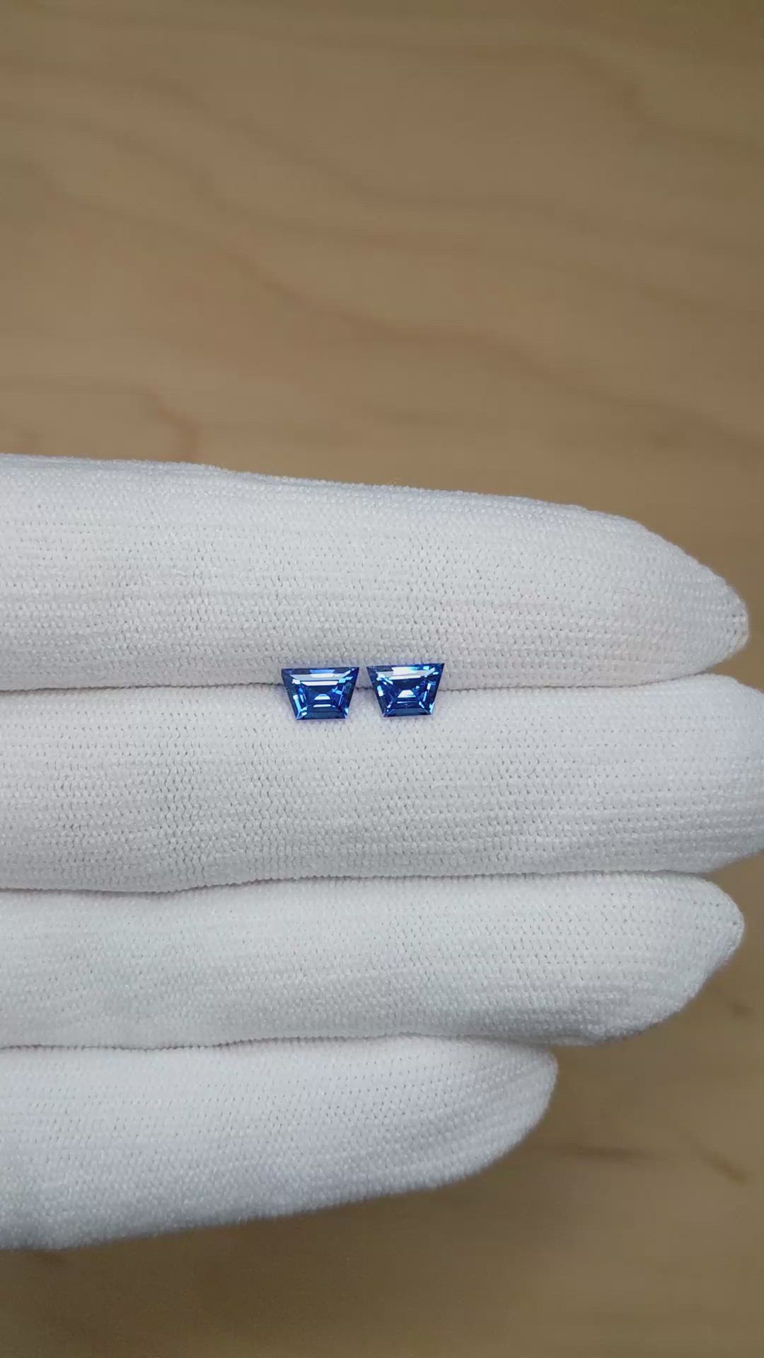 1.51&nbsp;Ct.Tw.Total Carat Weight Blue Sapphire Pair from Ceylon (Sri Lanka) Size Video