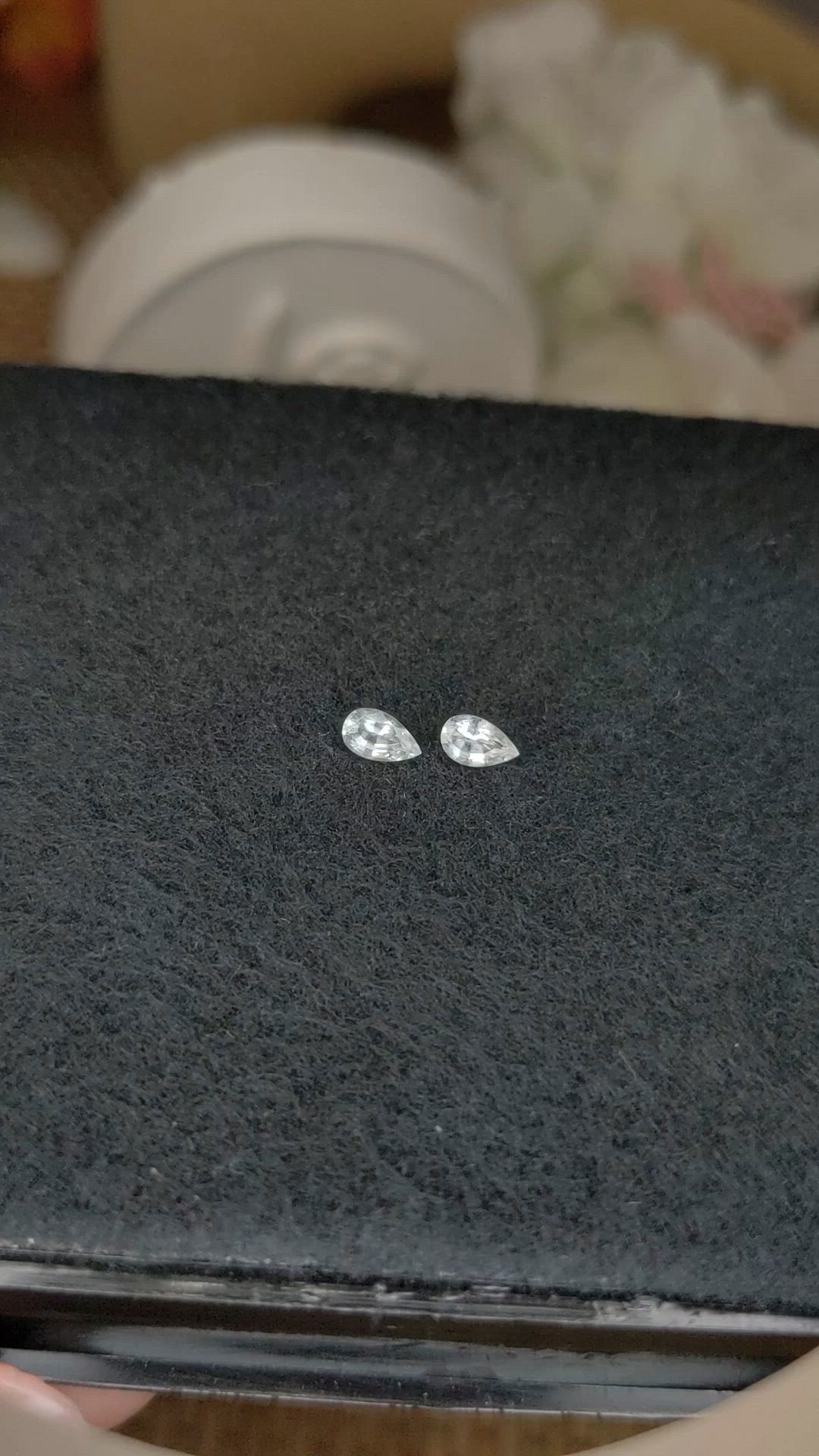 0.56&nbsp;Ct.Tw.Total Carat Weight White Sapphire Pair from Ceylon (Sri Lanka) Size Video
