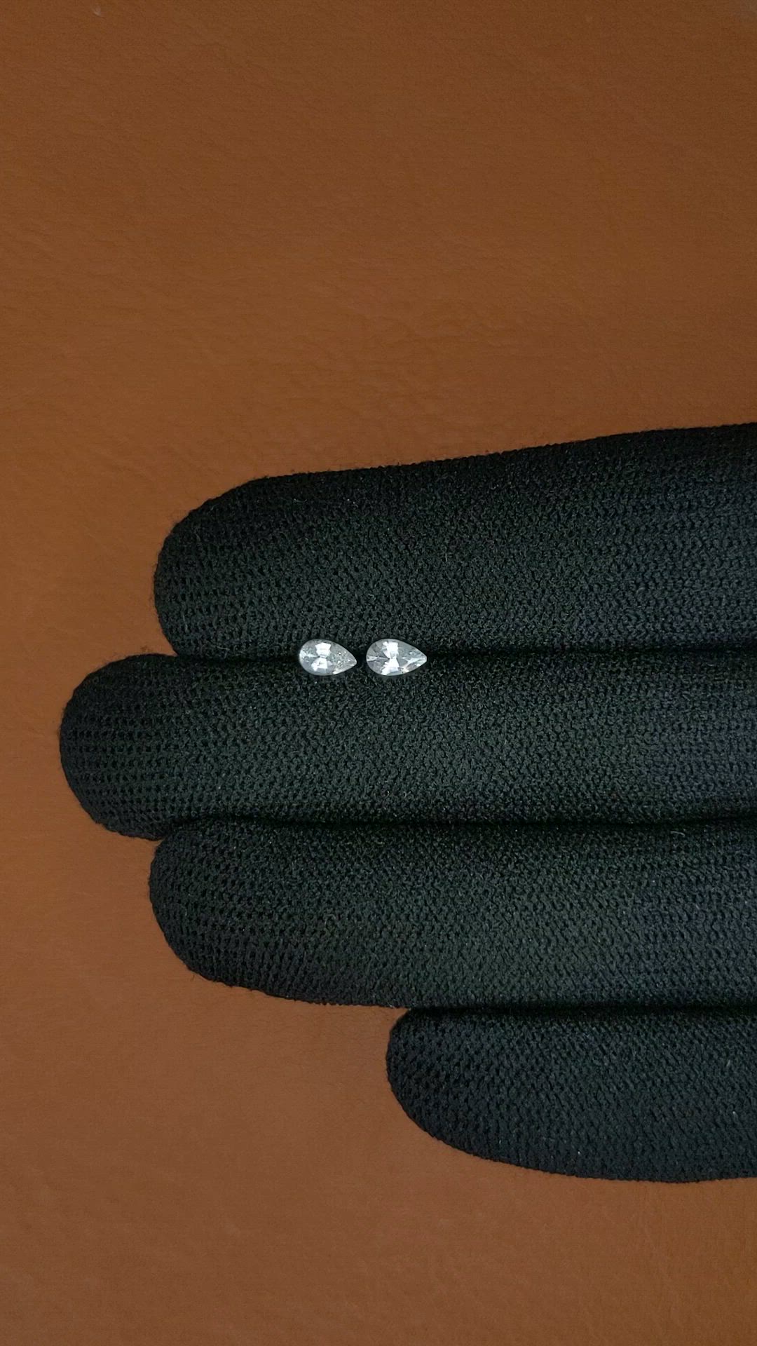 0.51 Ct.Tw.Total Carat Weight White Sapphire Pair from Ceylon (Sri Lanka) Size Video