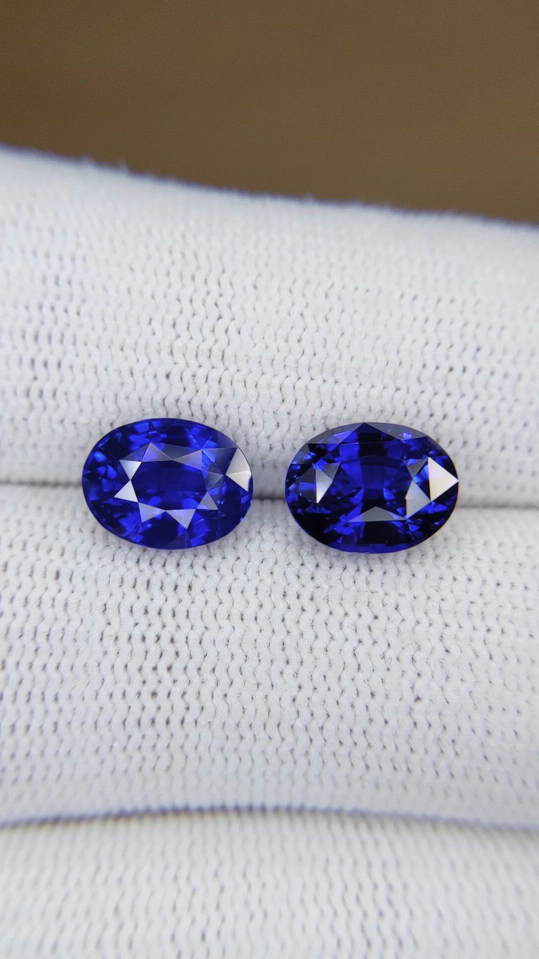 6.00 Ct.Tw.Total Carat Weight Blue Sapphire Pair from Ceylon (Sri Lanka) Size Video