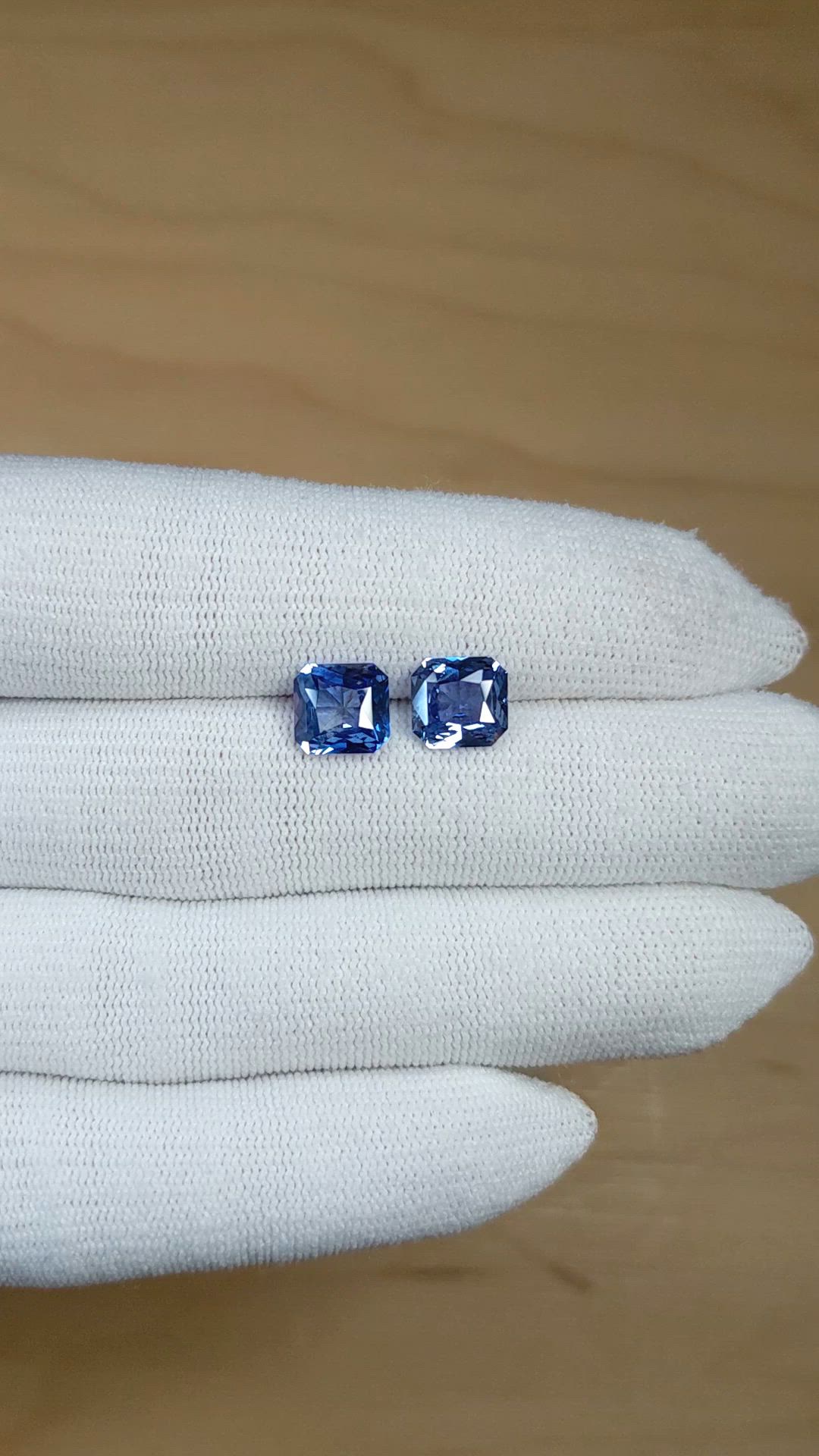 4.35&nbsp;Ct.Tw.Total Carat Weight Blue Sapphire Pair from Ceylon (Sri Lanka) Size Video