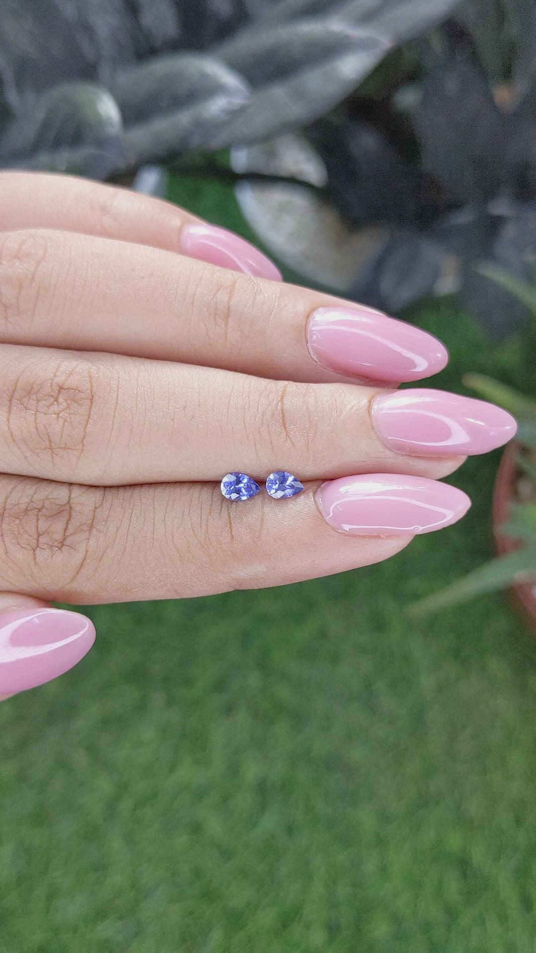 0.46&nbsp;Ct.Tw.Total Carat Weight Blue Sapphire Pair from Ceylon (Sri Lanka) Size Video