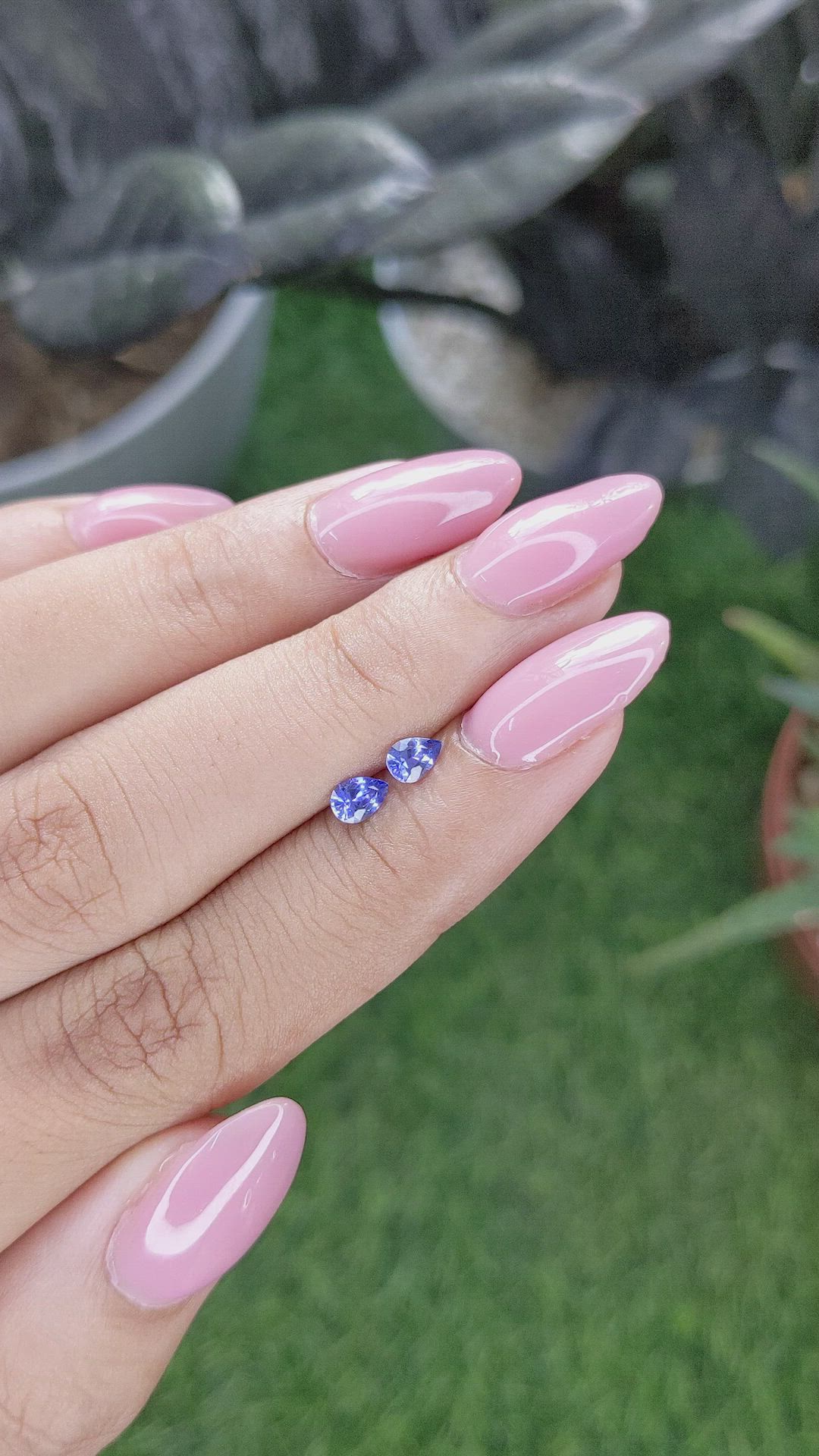 0.46&nbsp;Ct.Tw.Total Carat Weight Blue Sapphire Pair from Ceylon (Sri Lanka) Size Video