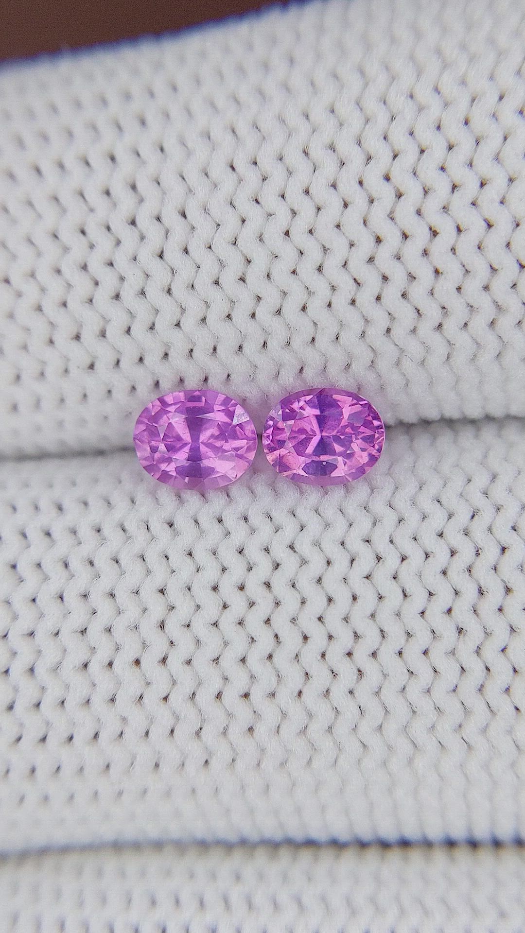 0.84 Ct.Tw.Total Carat Weight Purplish Pink Sapphire Pair from Ceylon (Sri Lanka) Size Video