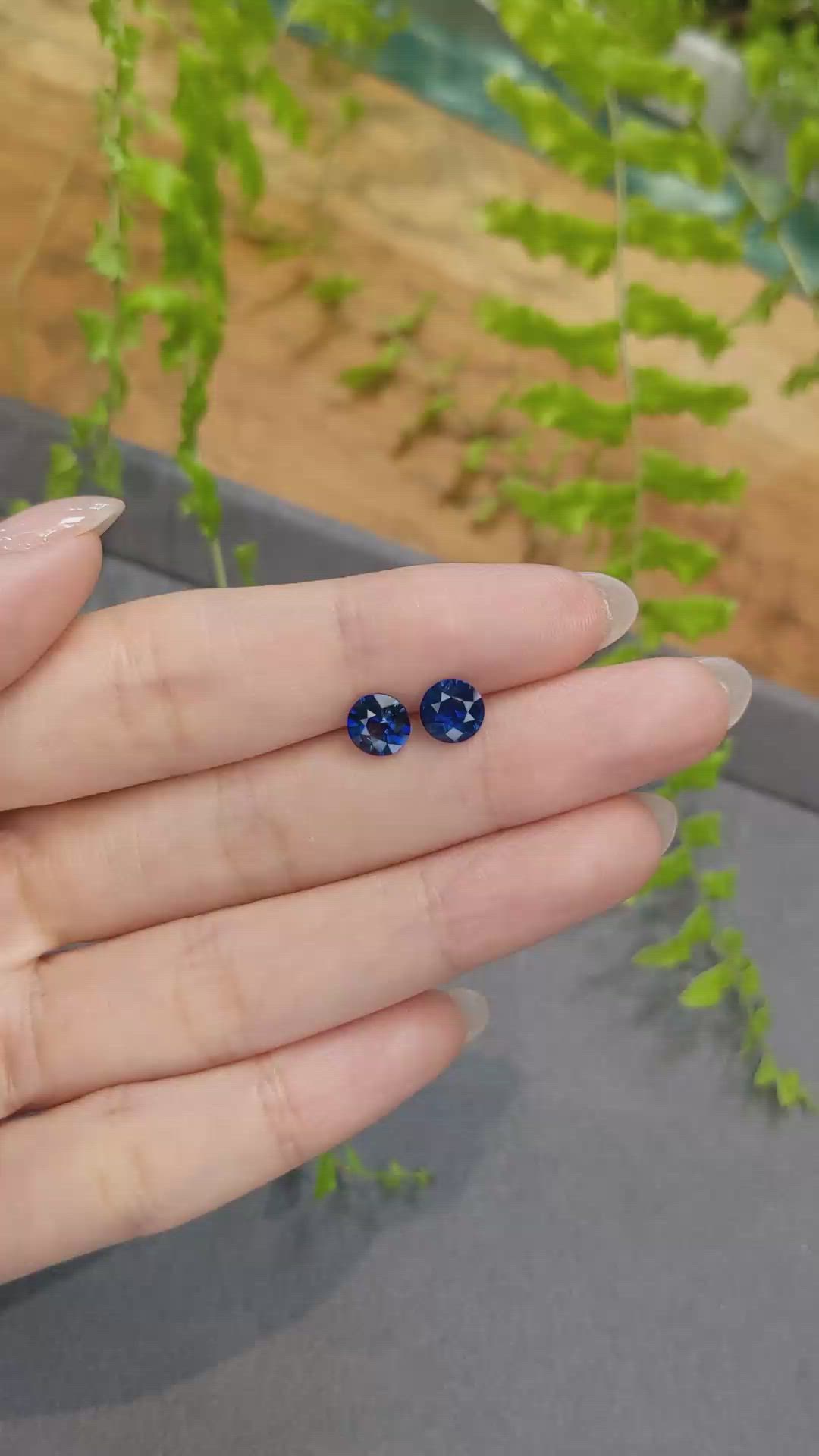 2.03&nbsp;Ct.Tw.Total Carat Weight Blue Sapphire Pair from Ceylon (Sri Lanka) Size Video