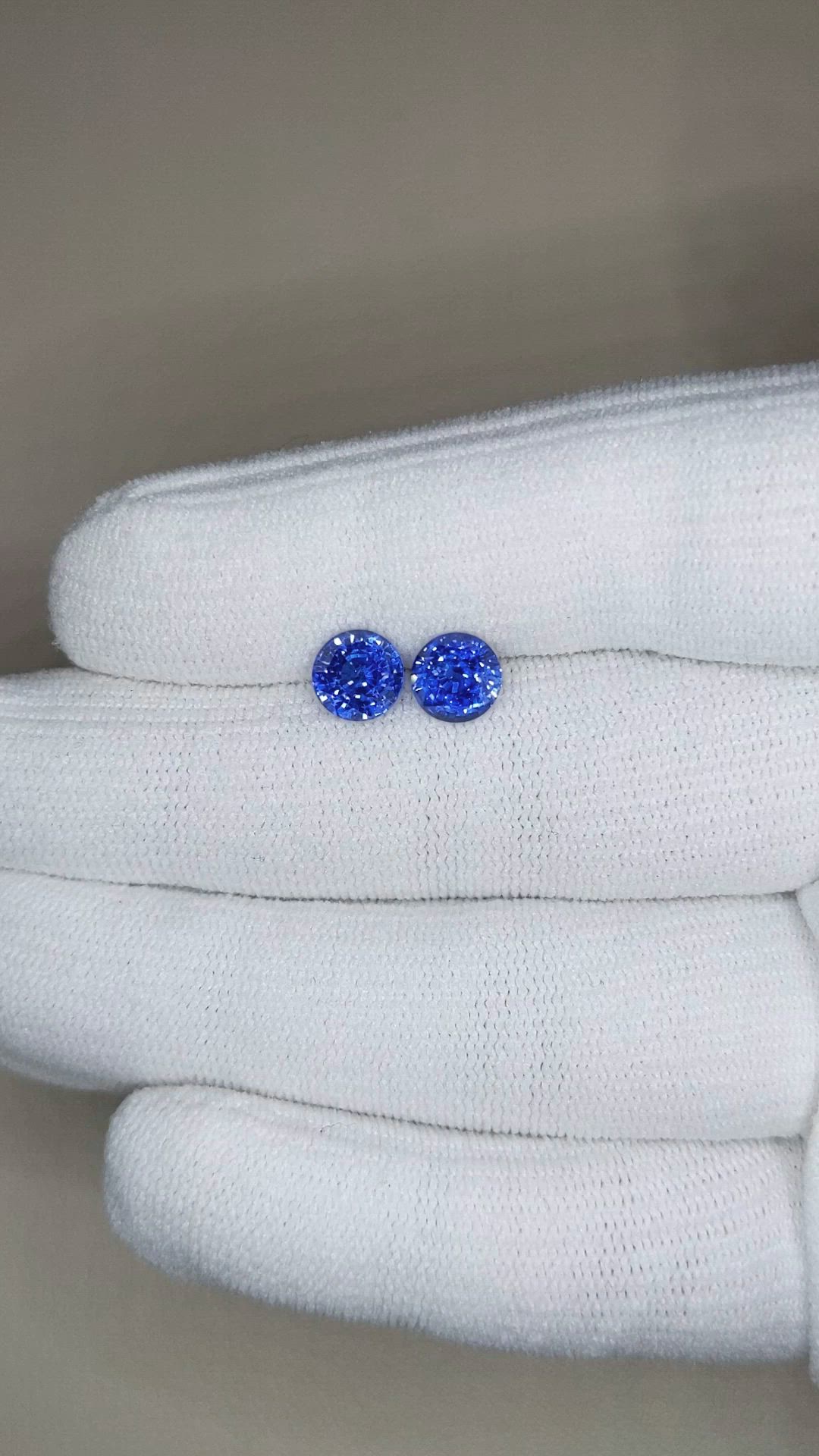3.06 Ct.Tw.Total Carat Weight Blue Sapphire Pair from Ceylon (Sri Lanka) Size Video