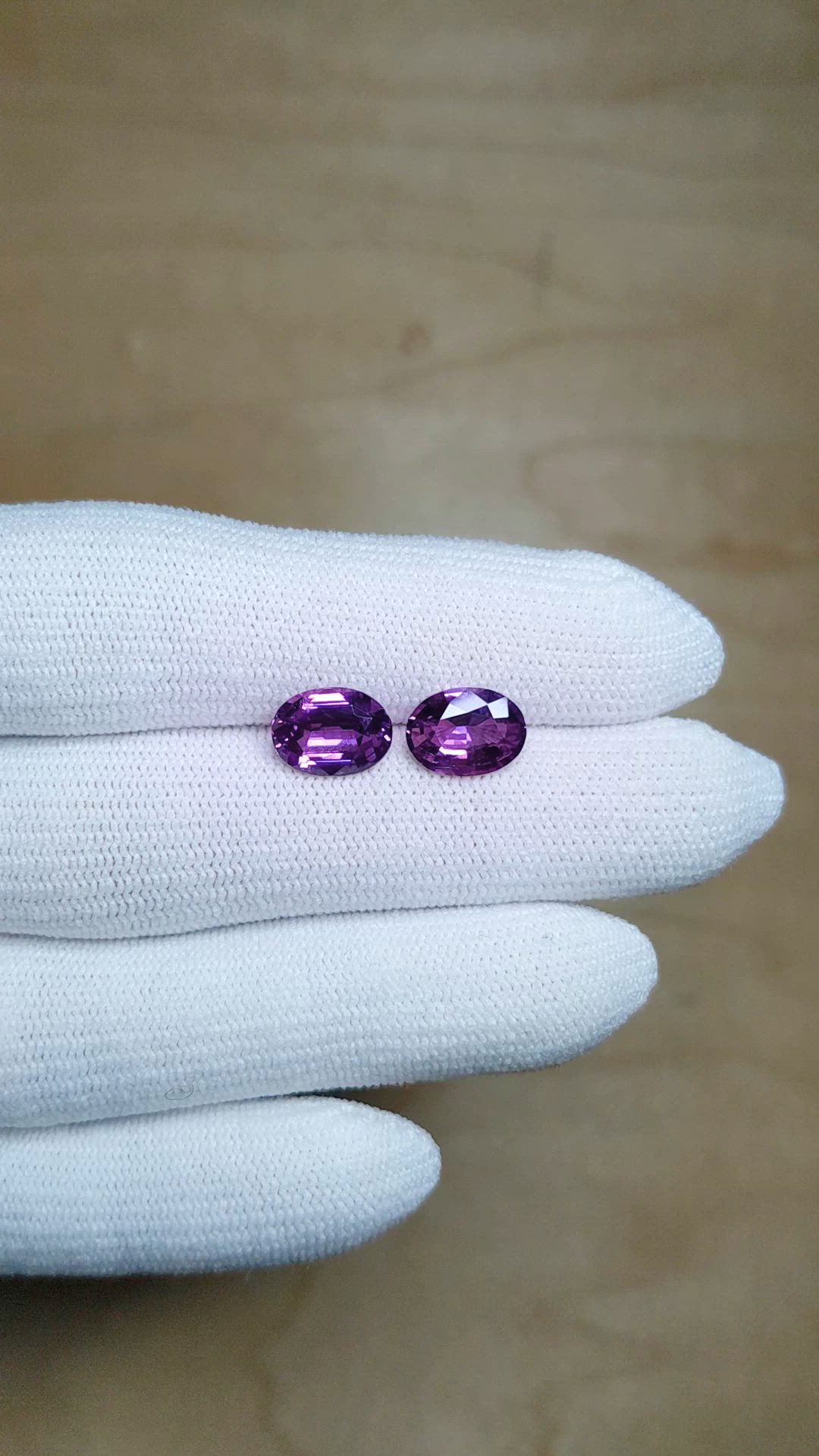 4.53 Ct.Tw.Total Carat Weight Pinkish Purple Sapphire Pair from Ceylon (Sri Lanka) Size Video