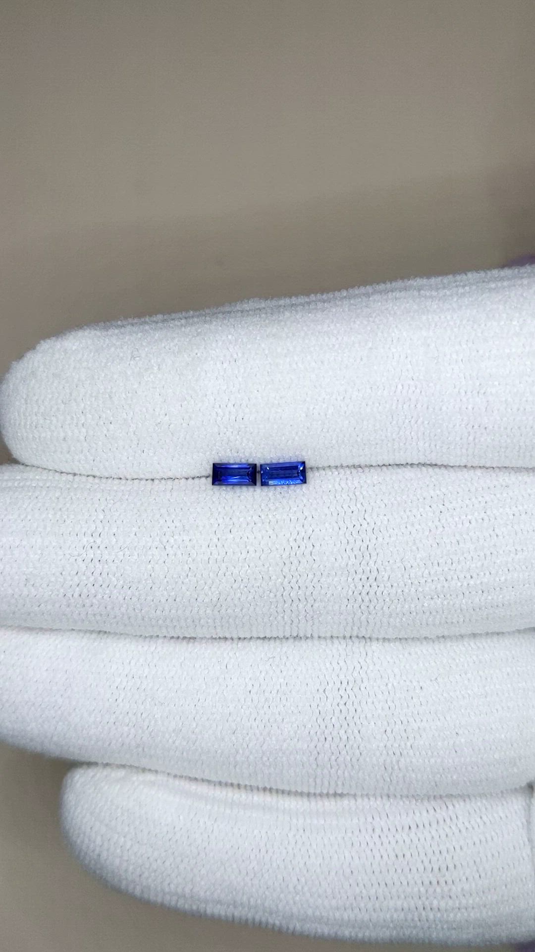 0.48&nbsp;Ct.Tw.Total Carat Weight Blue Sapphire Pair from Ceylon (Sri Lanka) Size Video