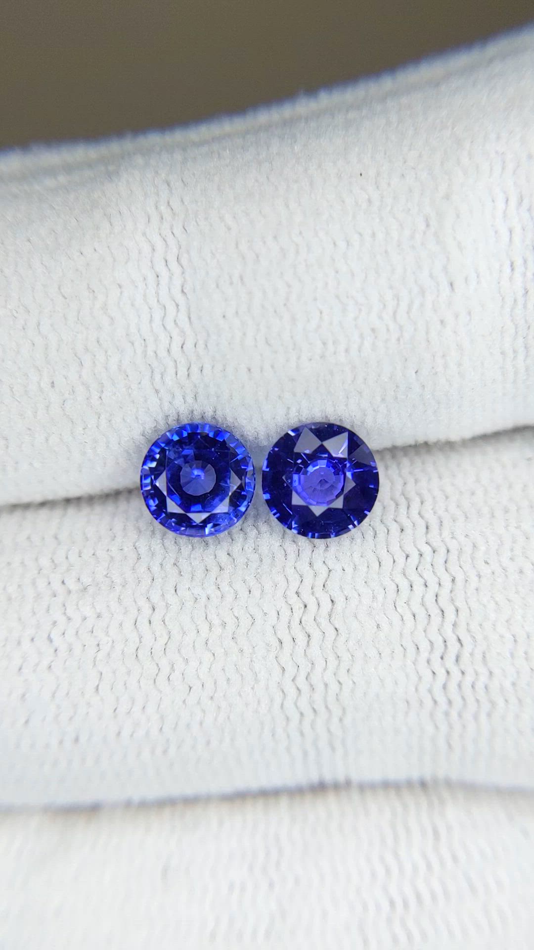 2.16 Ct.Tw.Total Carat Weight Blue Sapphire Pair from Ceylon (Sri Lanka) Size Video
