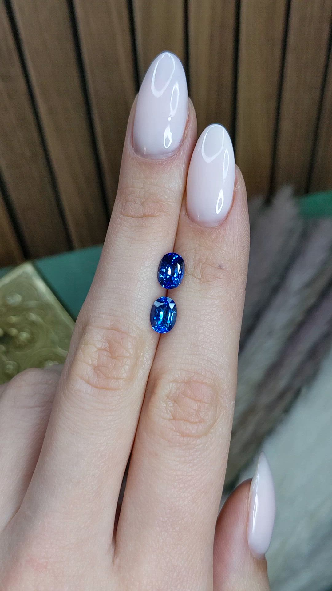 2.72&nbsp;Ct.Tw.Total Carat Weight Blue Sapphire Pair from Ceylon (Sri Lanka) Size Video